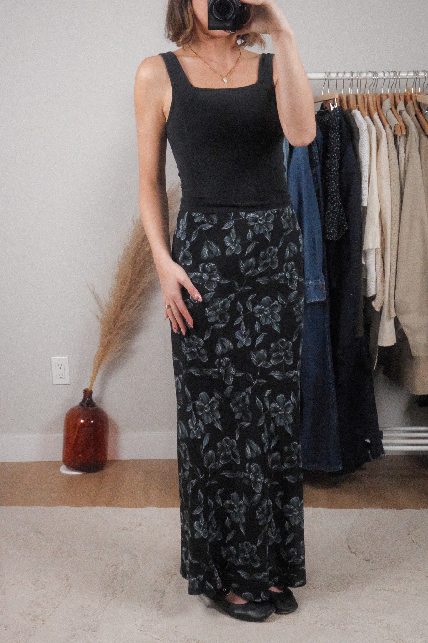 Vintage x Flower Long Maxi Skirt (XS/S)