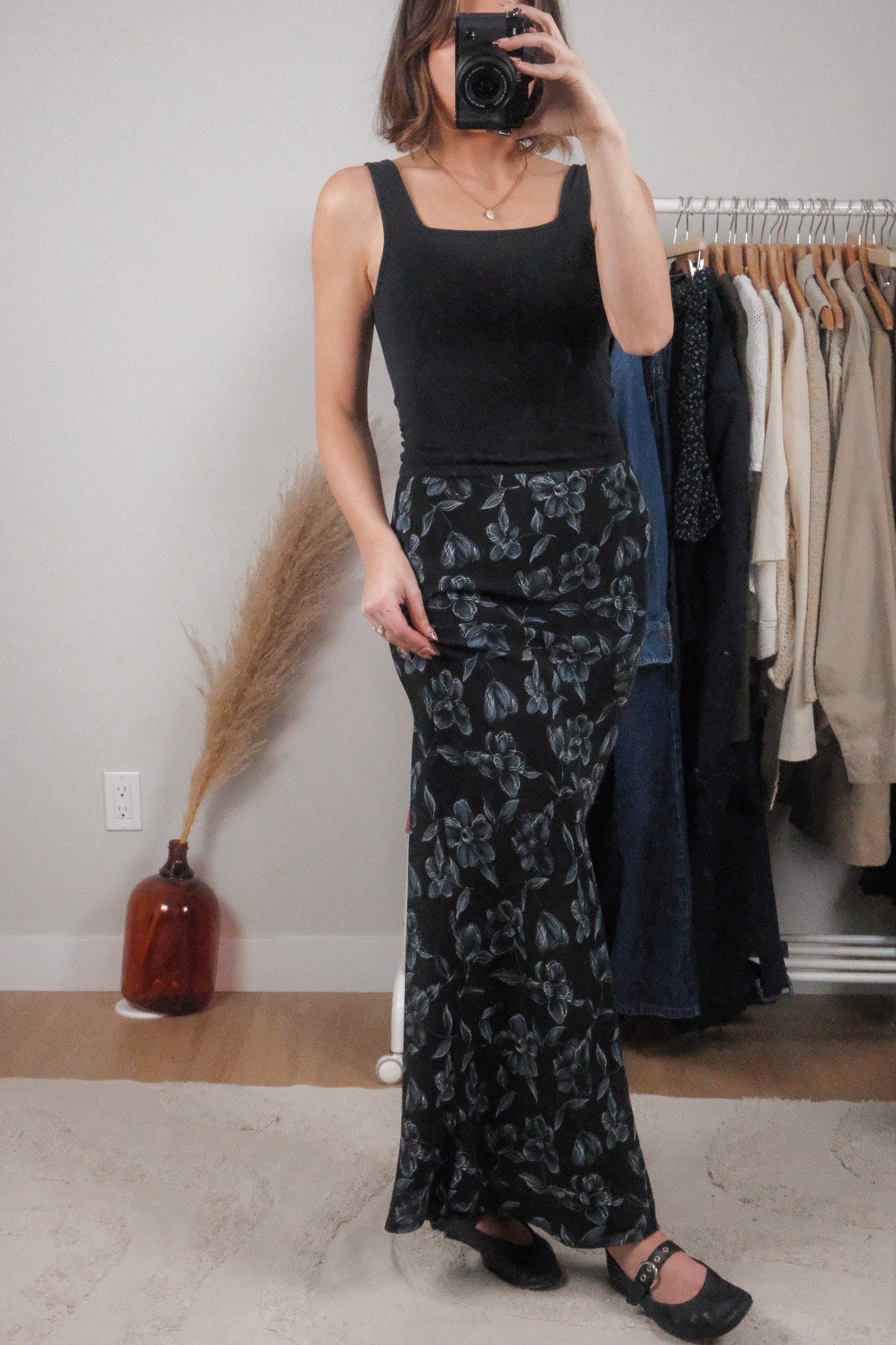Vintage x Flower Long Maxi Skirt (XS/S)