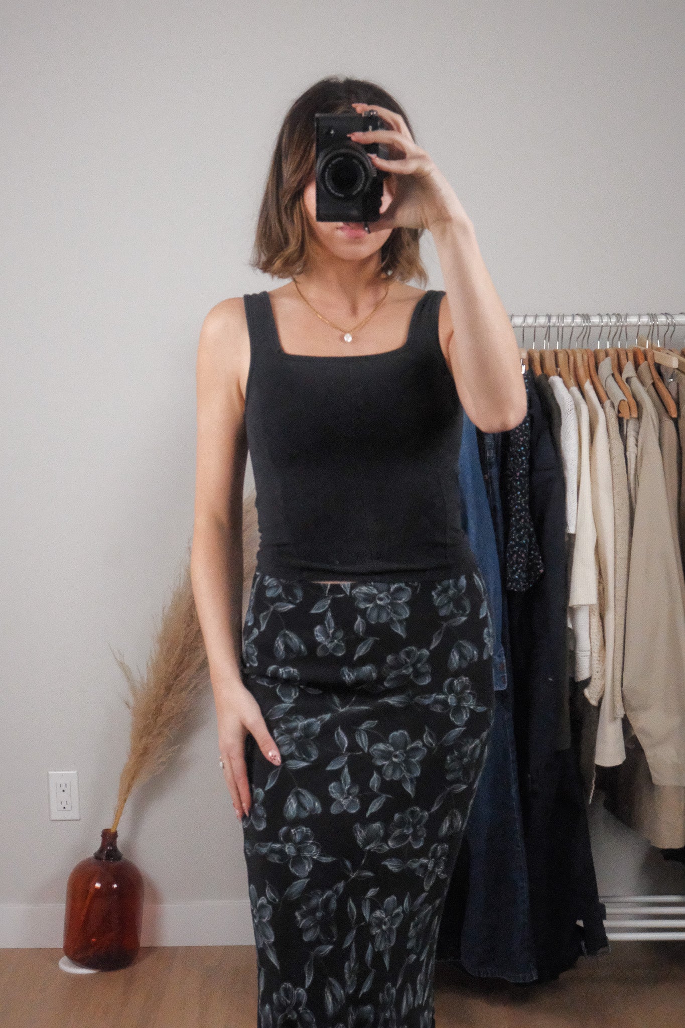 Made in Canada x Vintage x Square Neck Cropped Tank (XS/S)