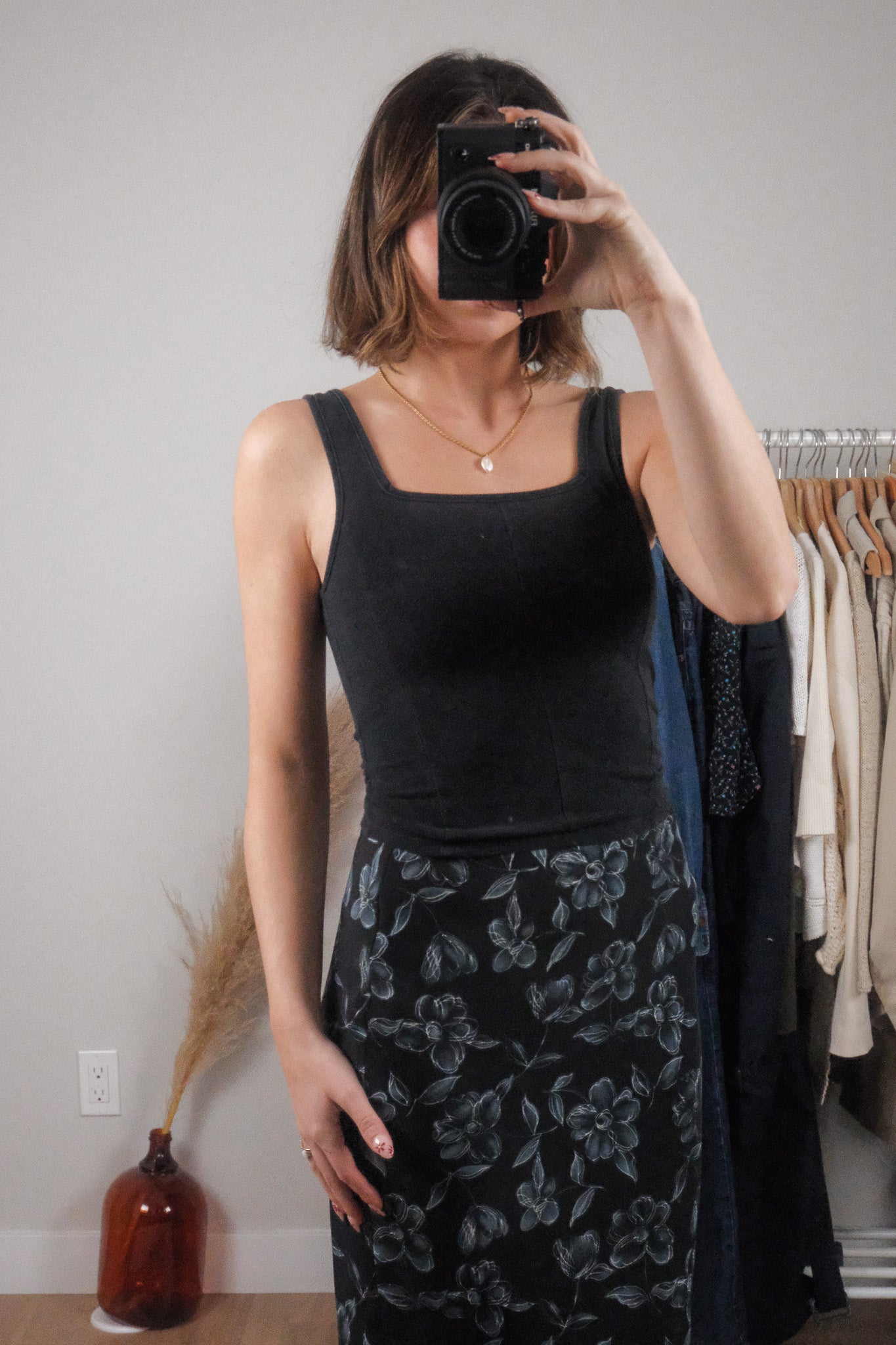Made in Canada x Vintage x Square Neck Cropped Tank (XS/S)