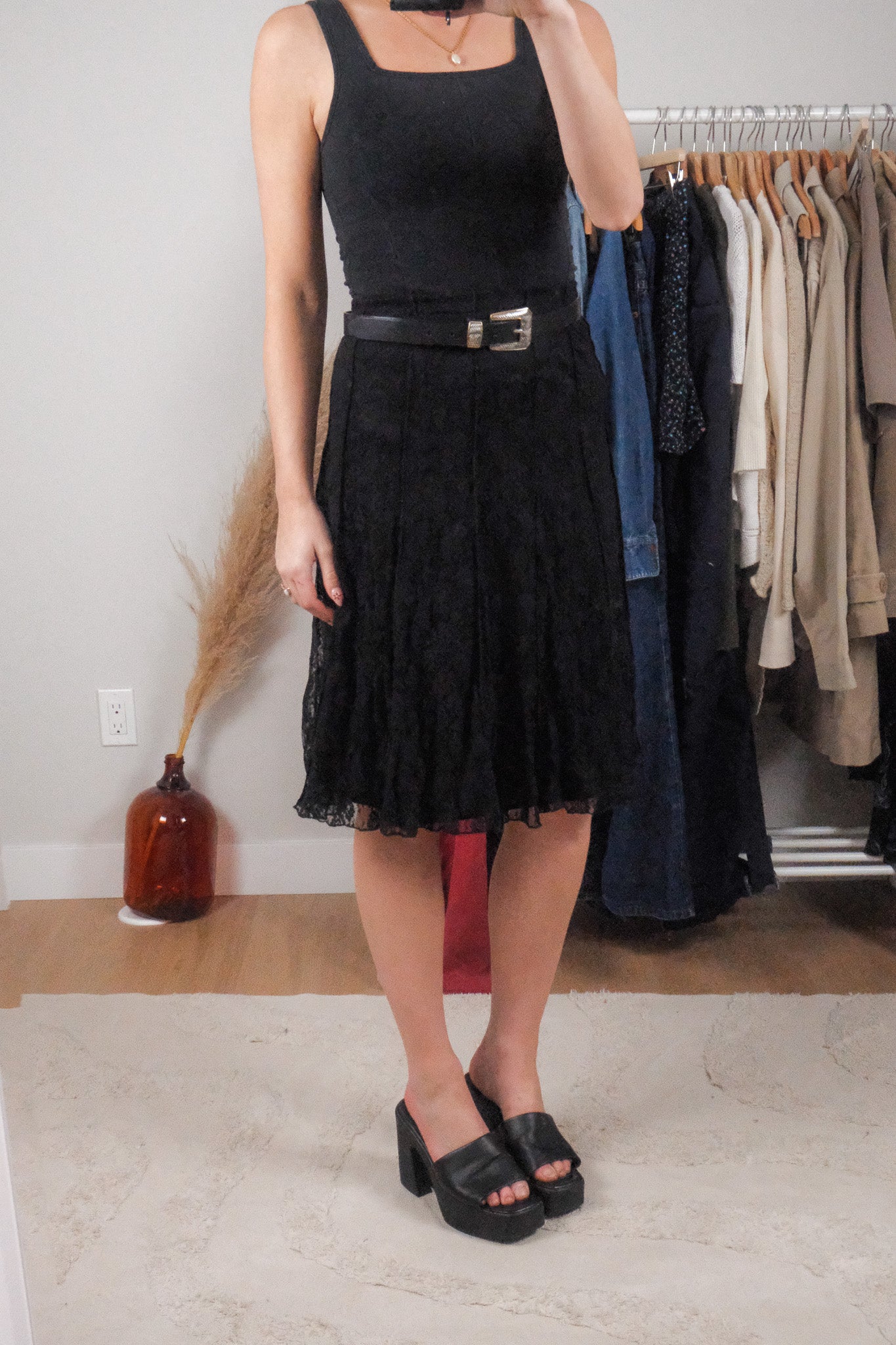 Vintage x Lace Midi Skirt (2)