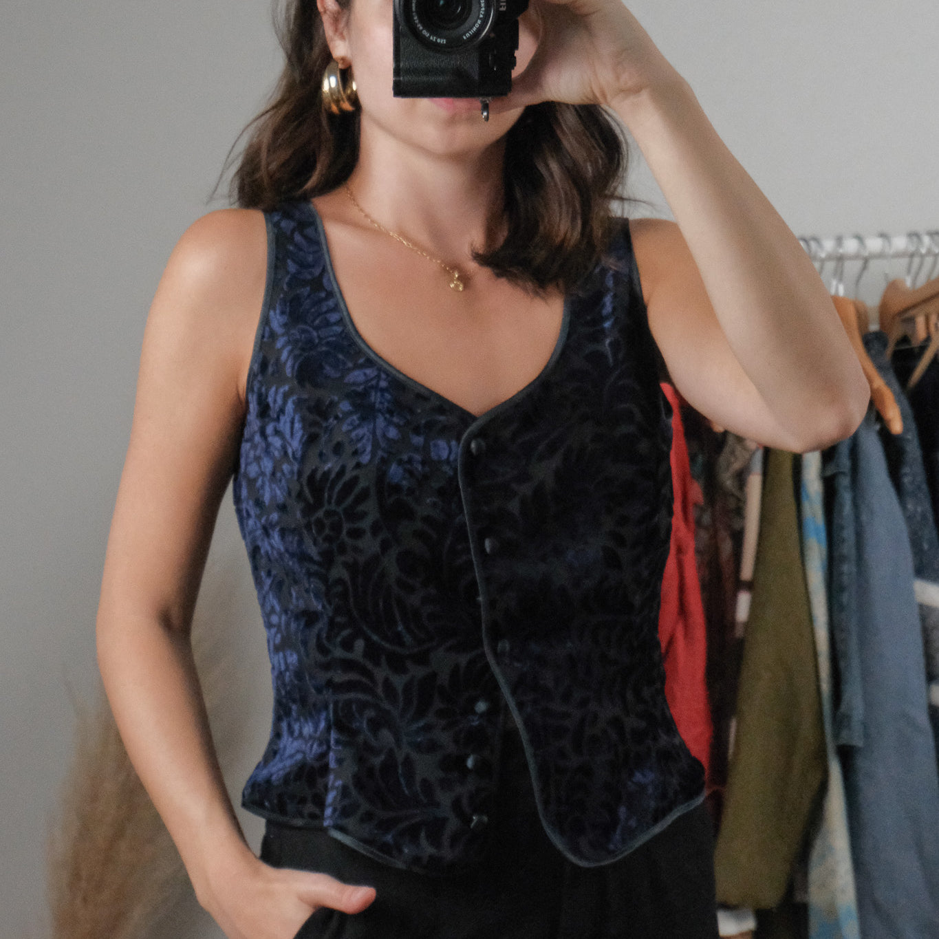 Made in France x Vintage x Velvet Vest (6/8)