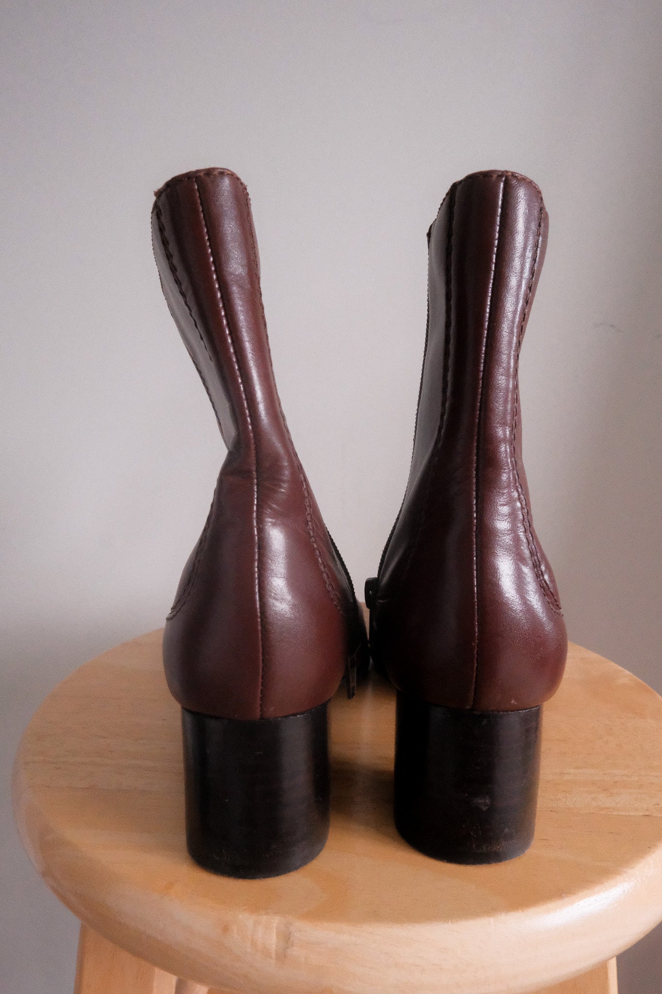 Vintage x Leather Square Toe Boots (6/6.5)