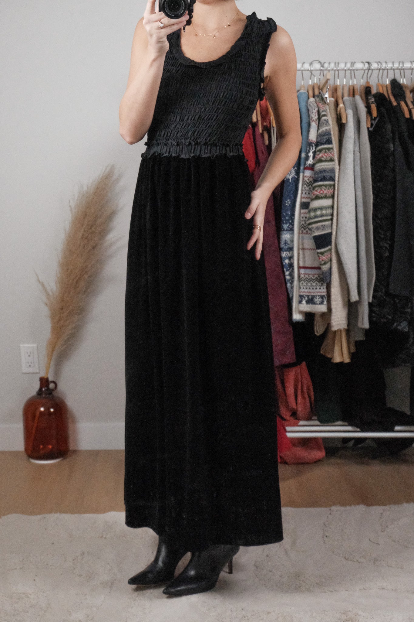 Modern x Velvet Textured Maxi Dress (S)