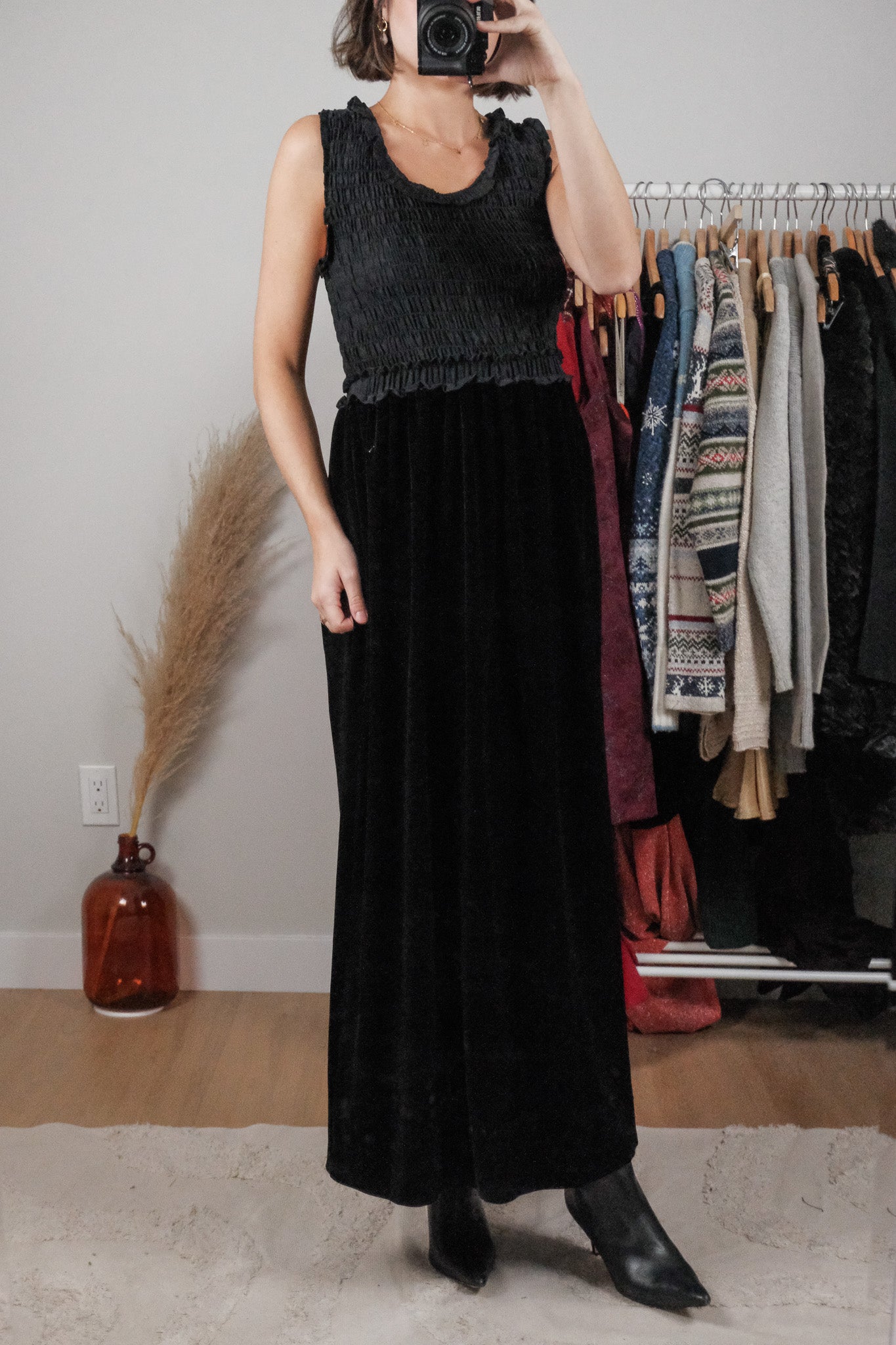 Modern x Velvet Textured Maxi Dress (S)