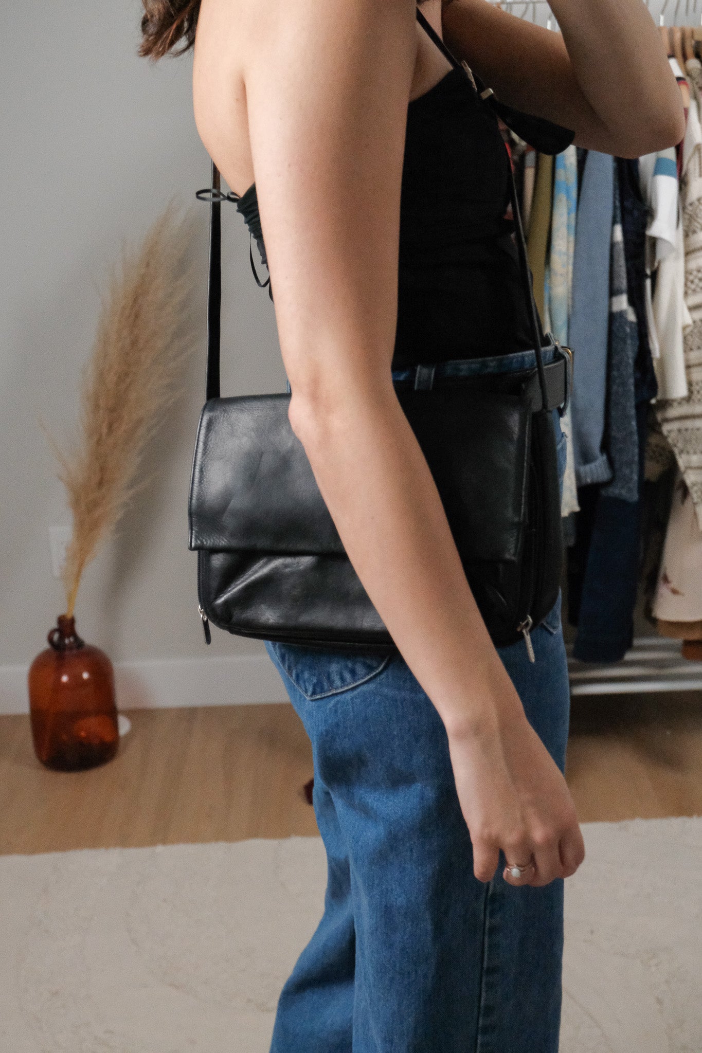 Vintage x Danier Leather Cross-Body Purse
