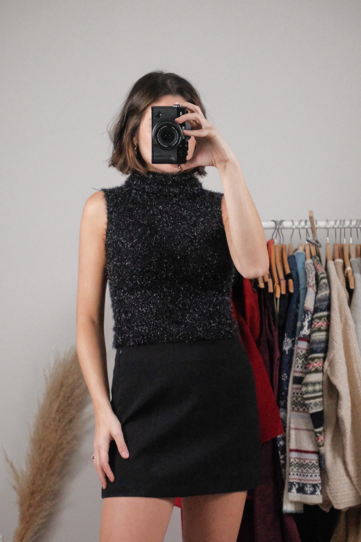 Made in Canada x Vintage x Fuzzy Shimmer Turtleneck (S)