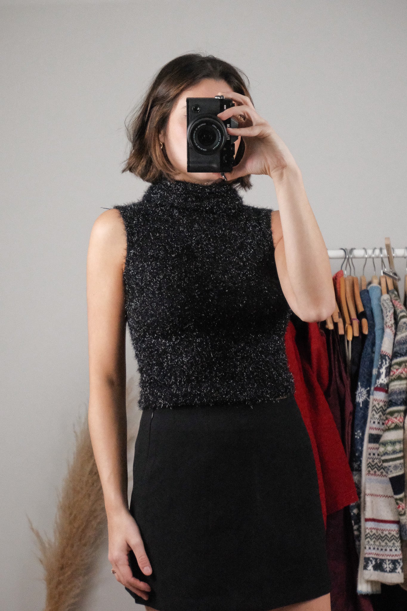 Made in Canada x Vintage x Fuzzy Shimmer Turtleneck (S)