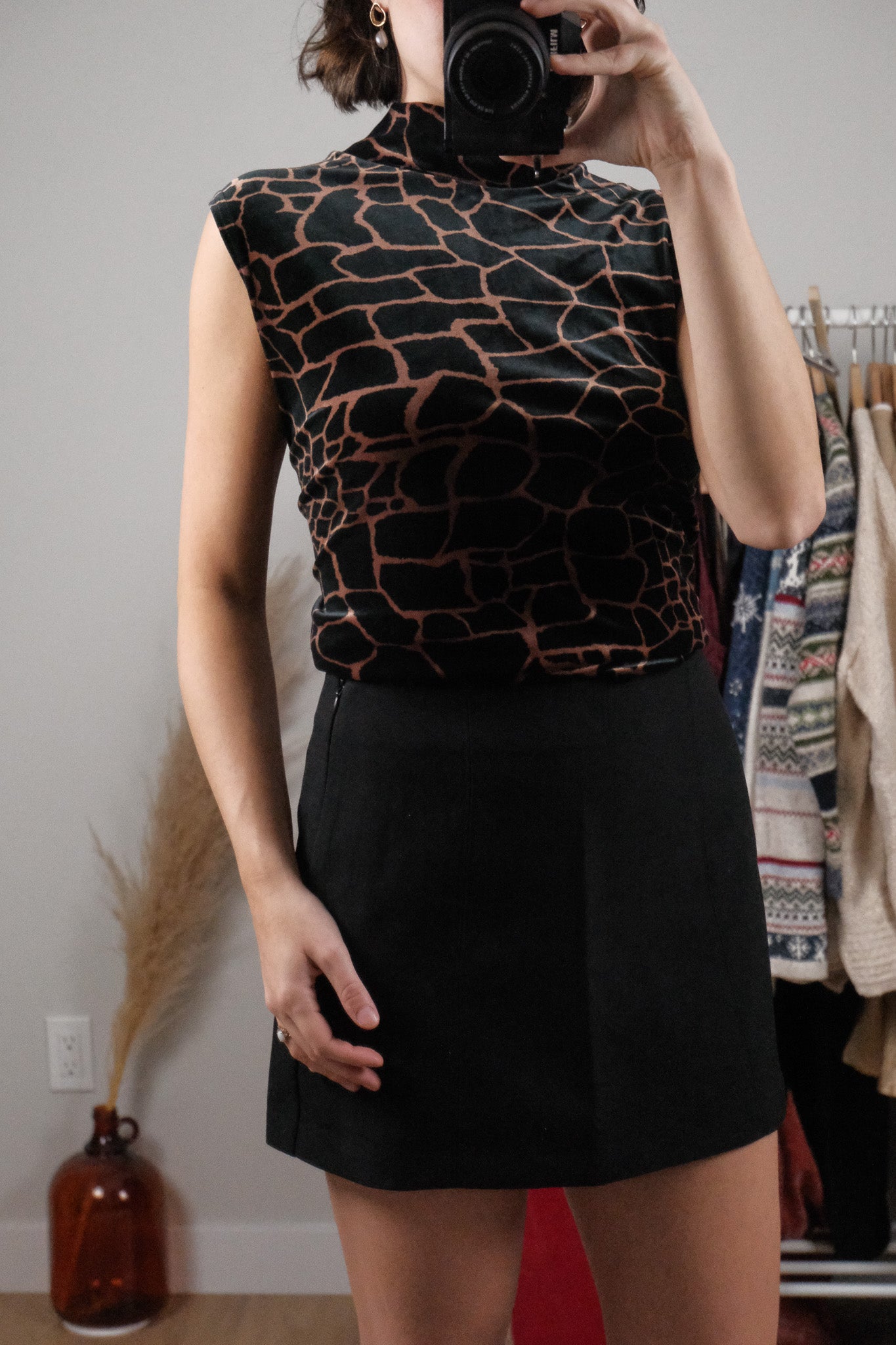 Made in Canada x Vintage x Velvet Patterned Tank (L/XL)