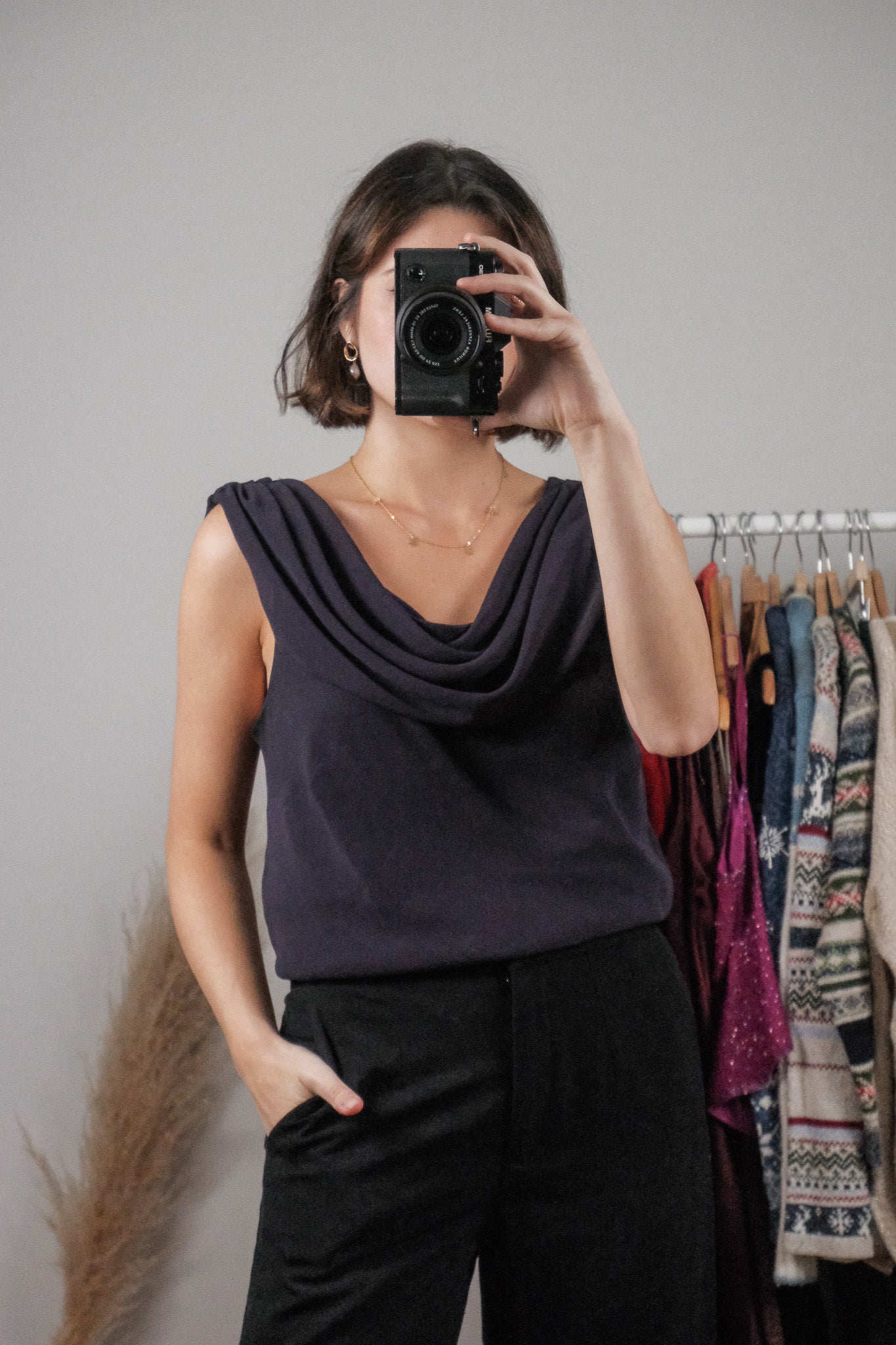 Made in Canada x Vintage x Cowl Neck Tank (10/12)