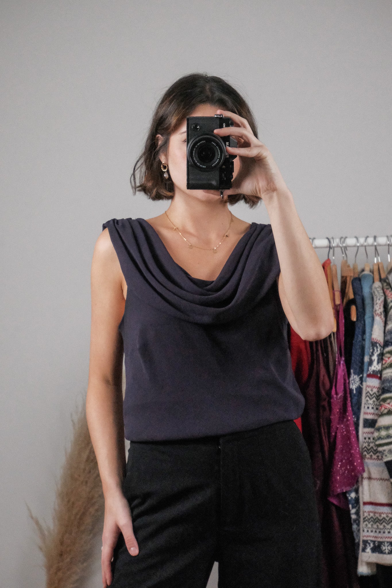 Made in Canada x Vintage x Cowl Neck Tank (10/12)