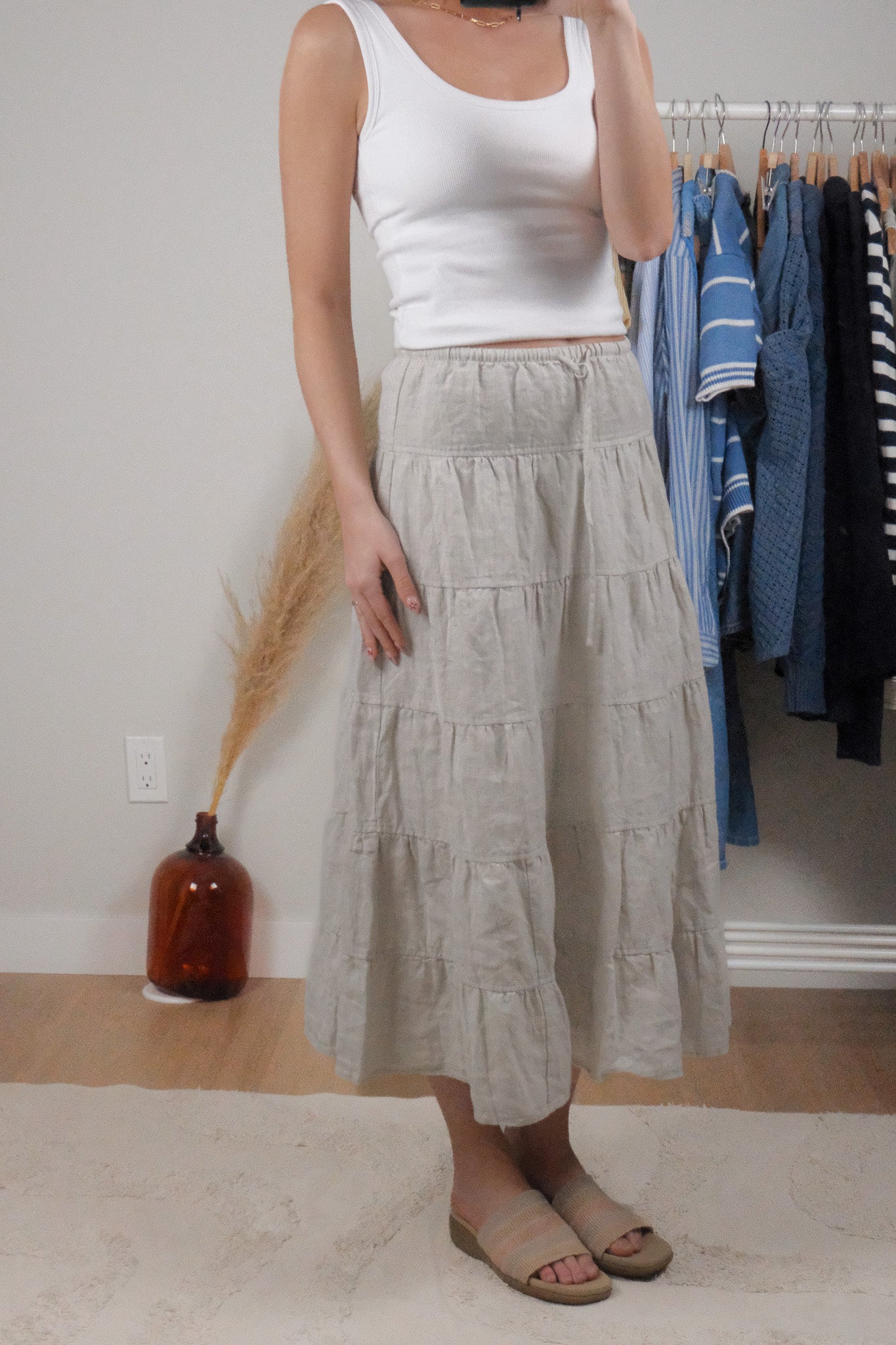 Aritzia x Linen Tiered Midi Skirt (S)