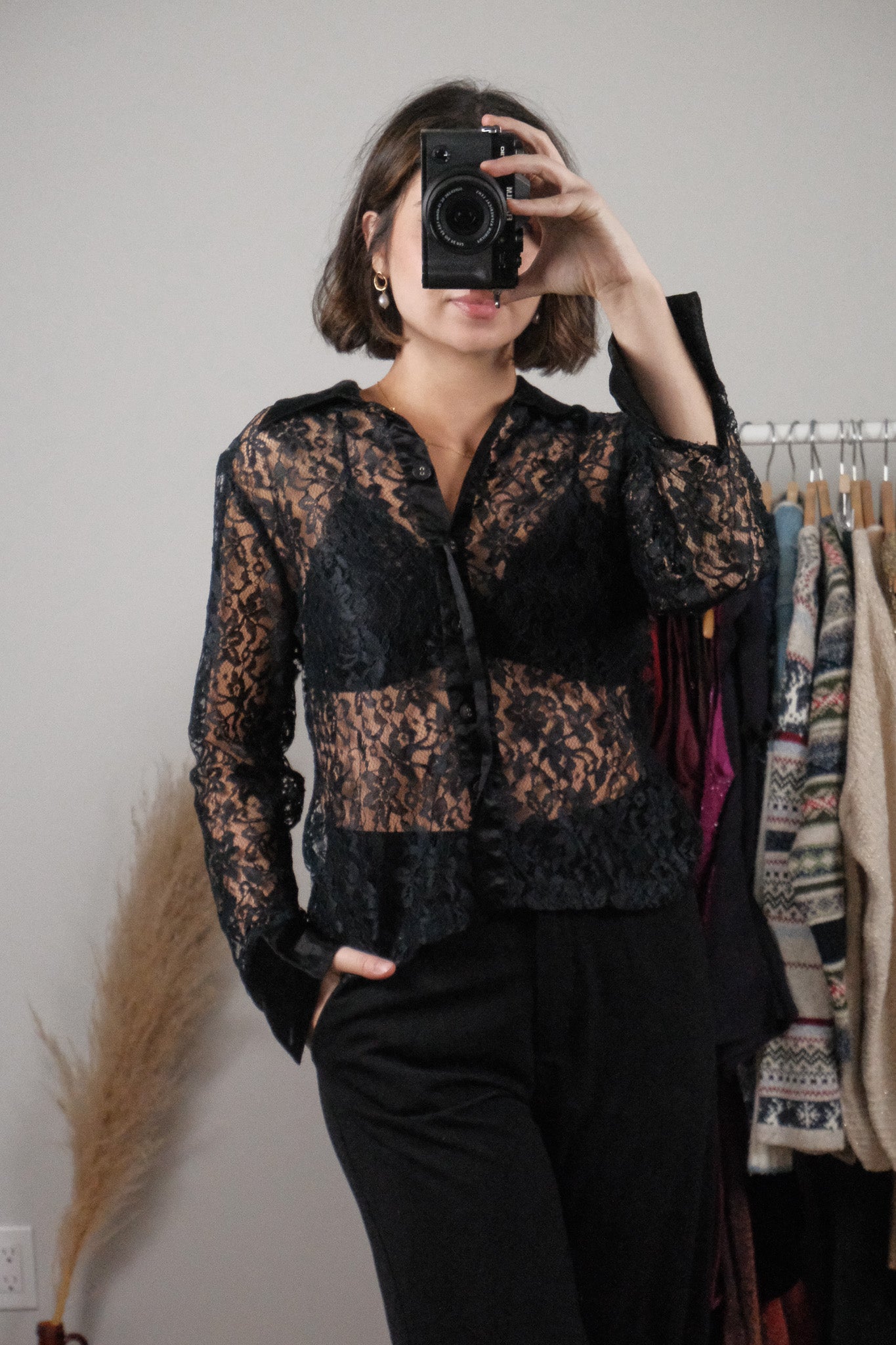 Vintage x Lace Button Up Blouse (M)