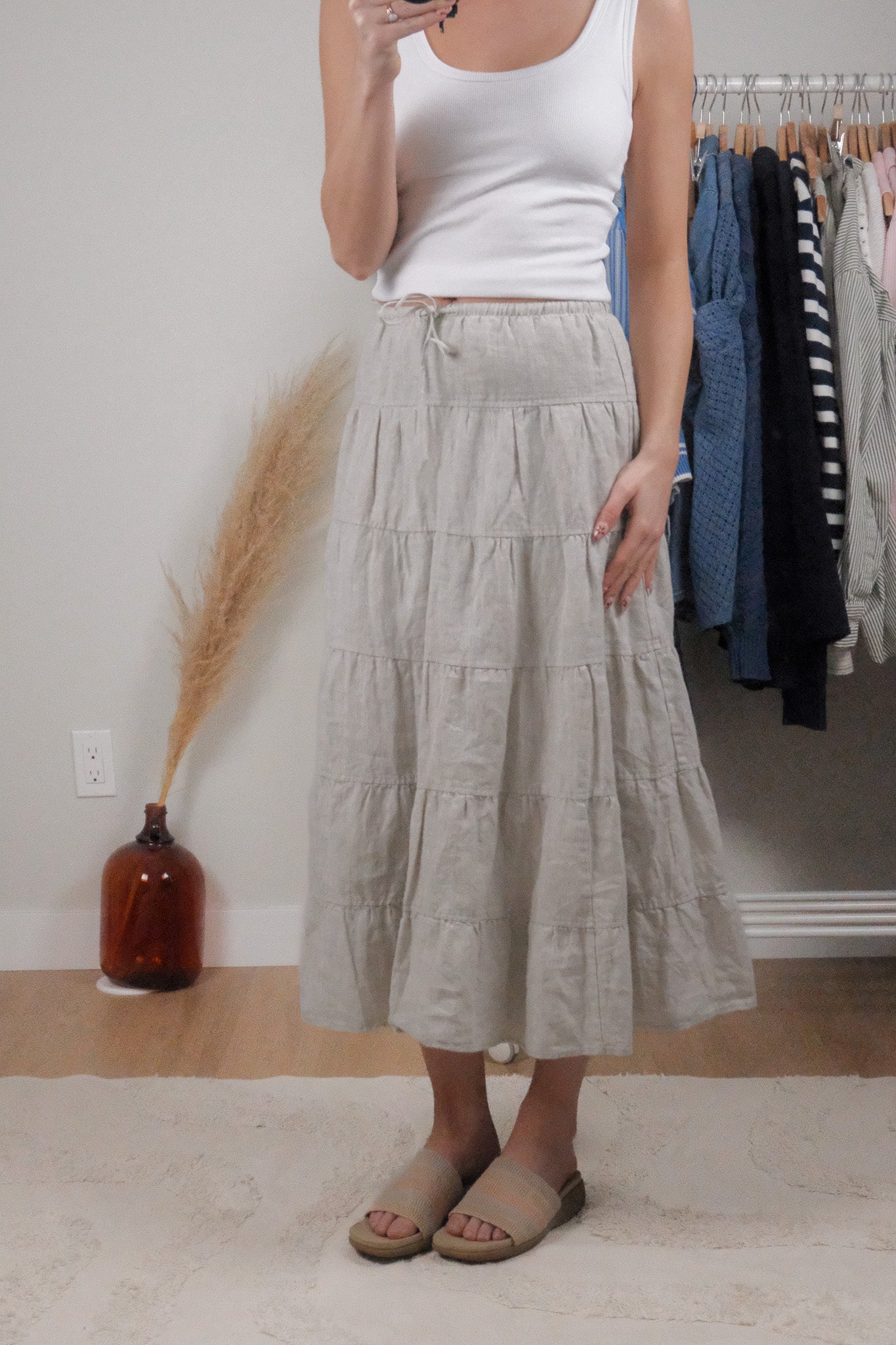 Aritzia x Linen Tiered Midi Skirt (S)
