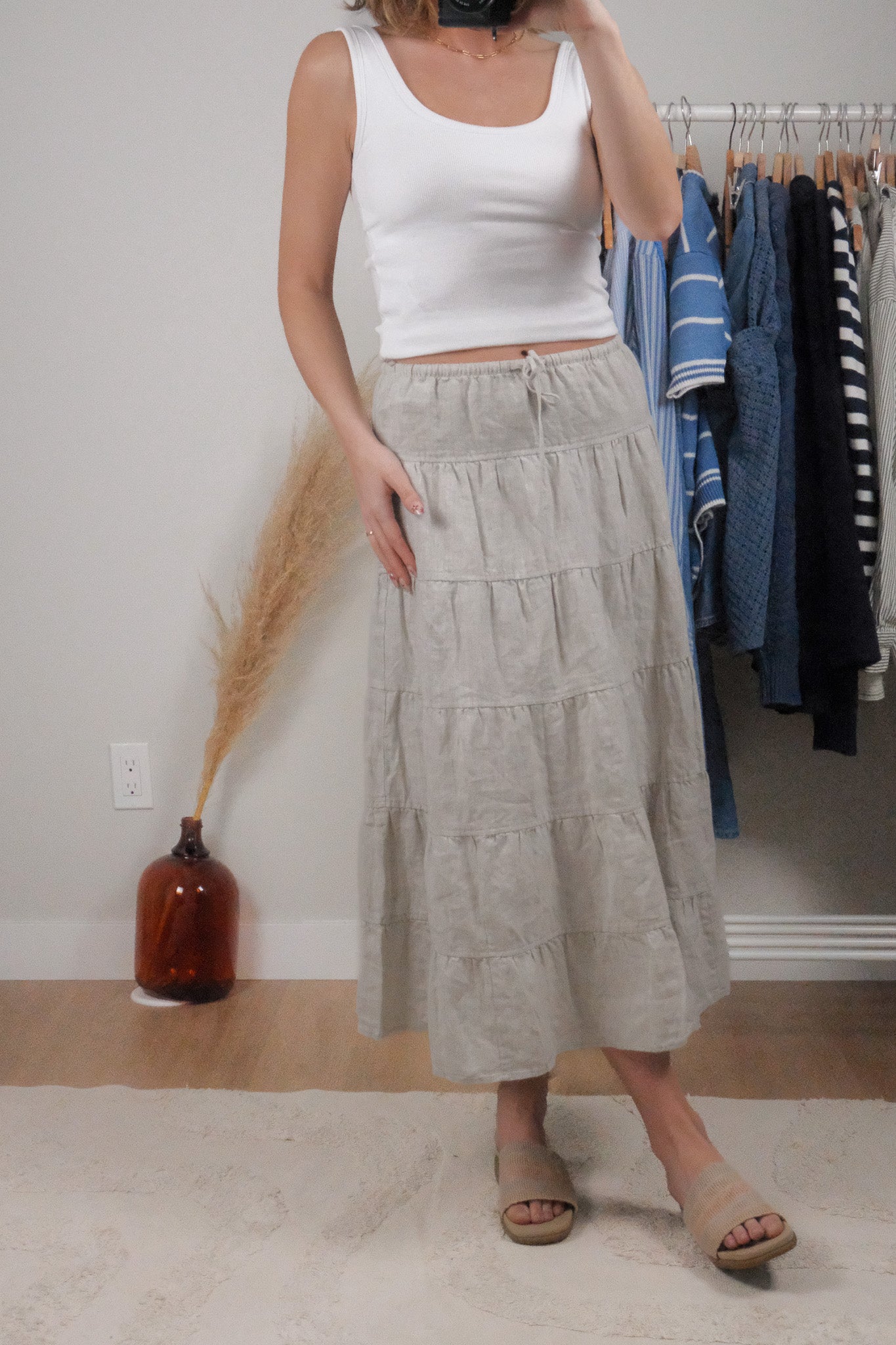 Aritzia x Linen Tiered Midi Skirt (S)