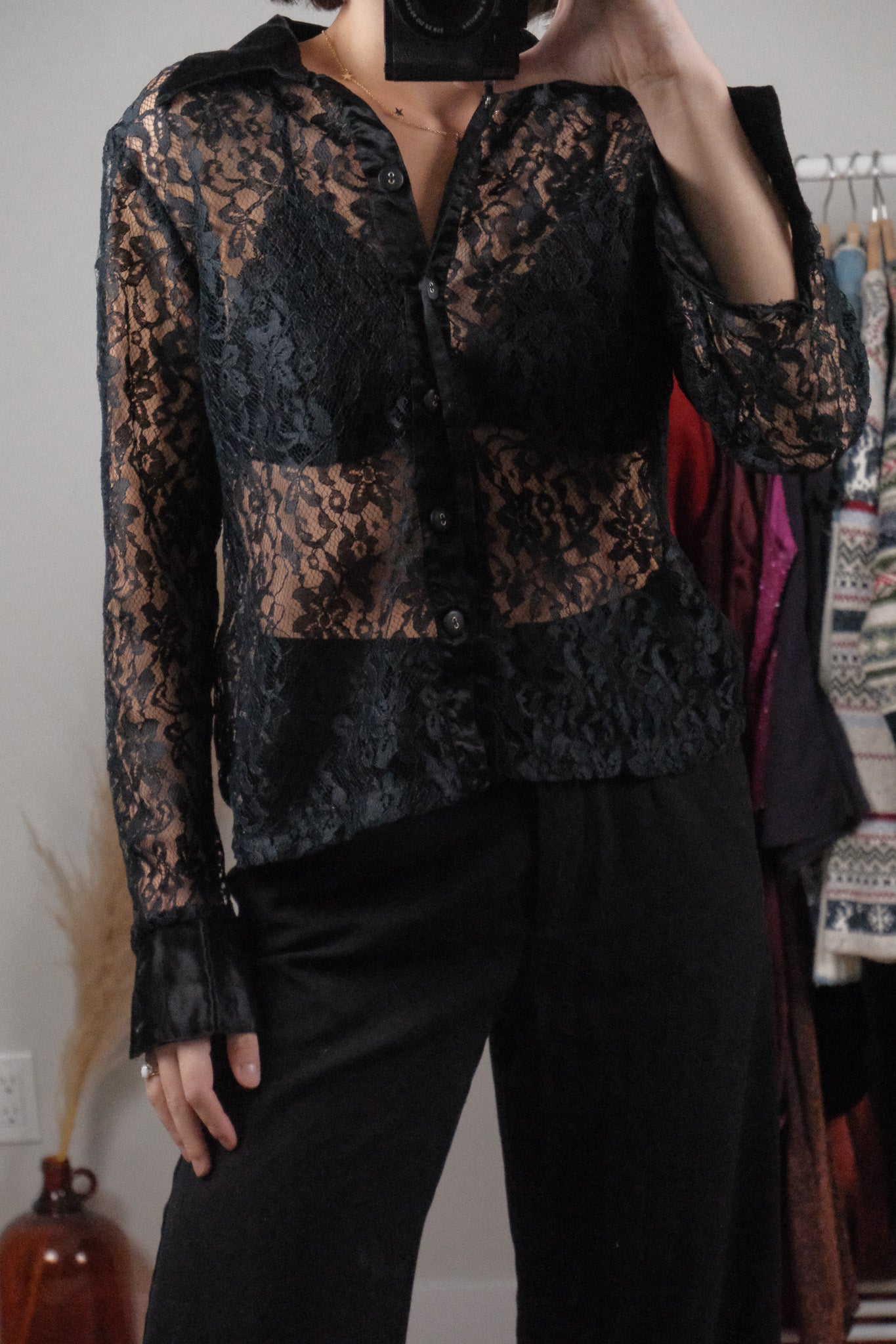 Vintage x Lace Button Up Blouse (M)
