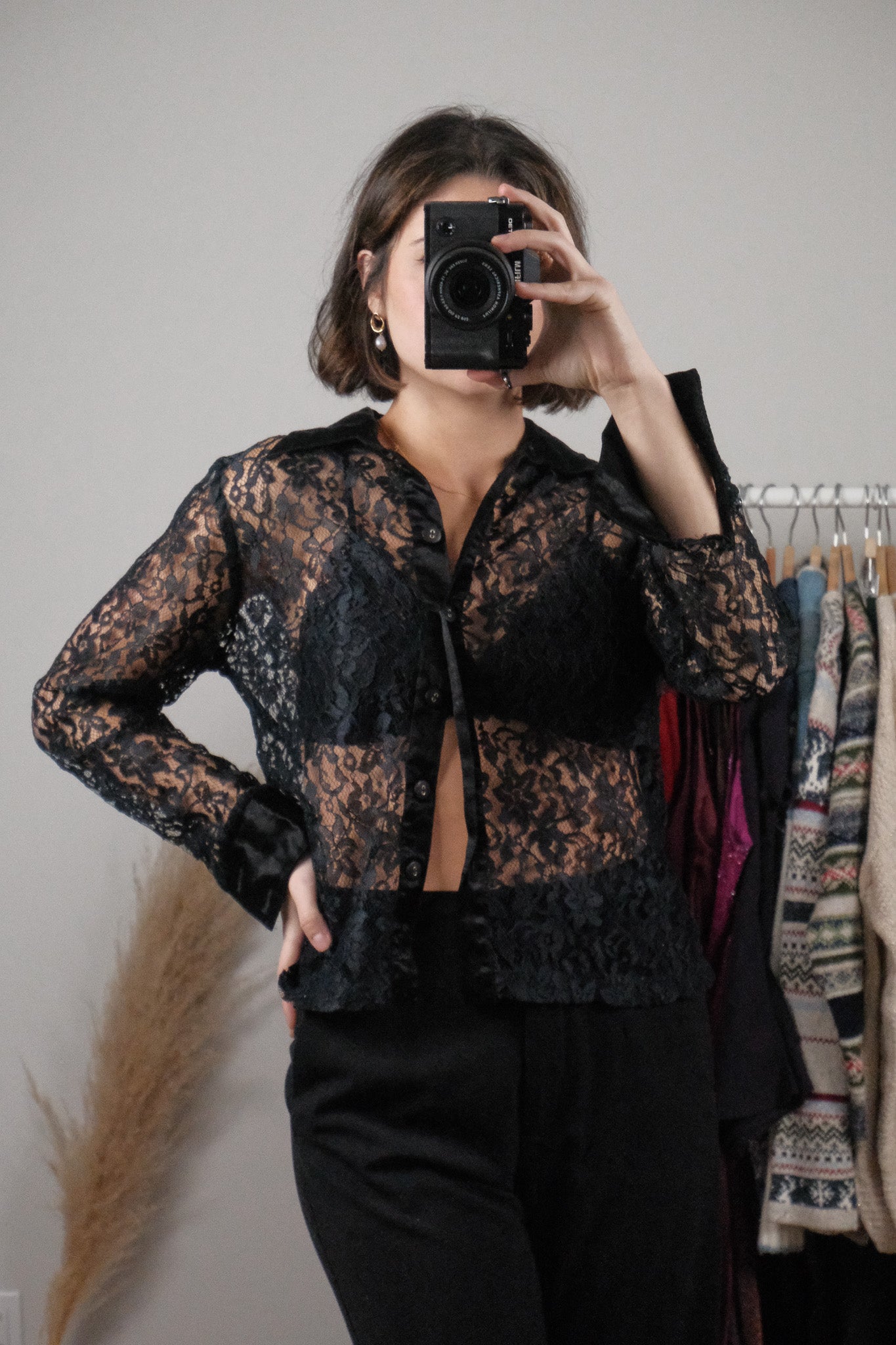 Vintage x Lace Button Up Blouse (M)