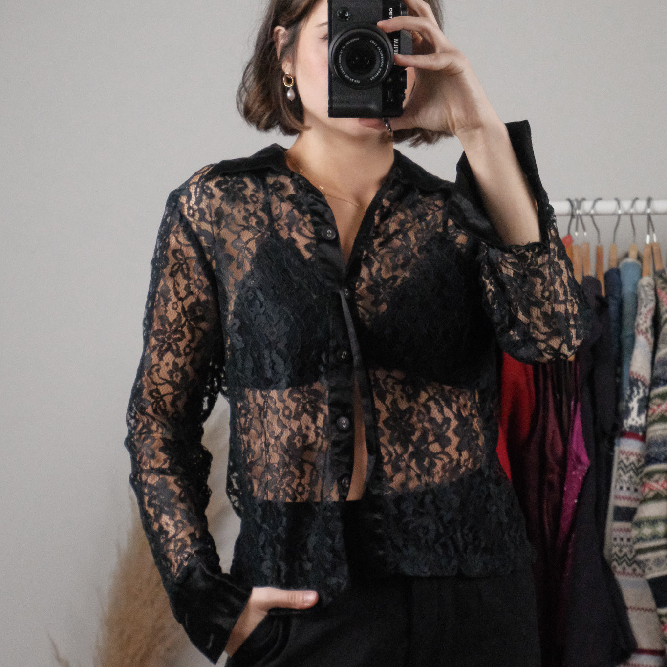 Vintage x Lace Button Up Blouse (M)