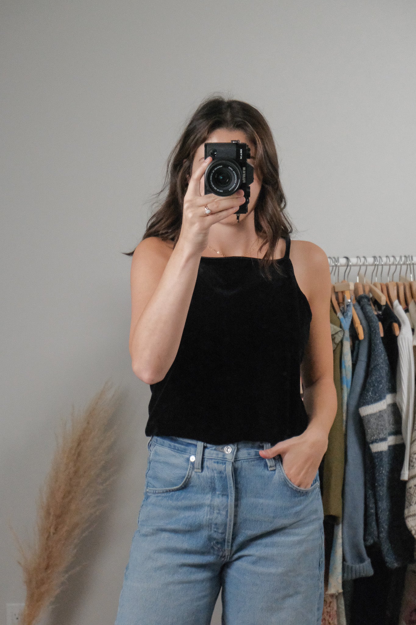 Made in Canada x Vintage x Velvet High Neck Tank (M/L)