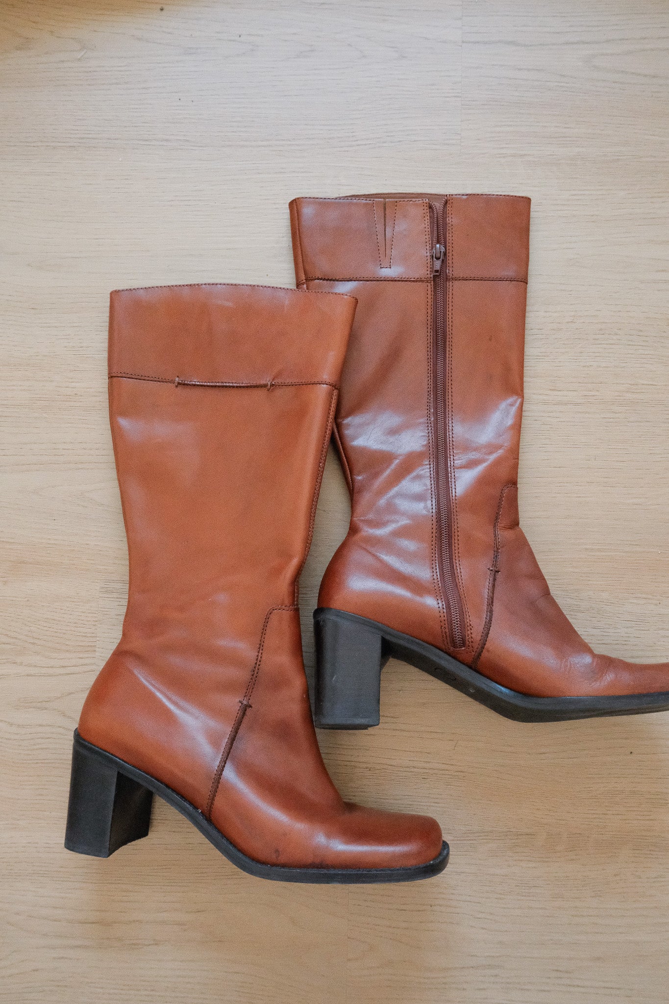 Vintage x Leather Aldo Boots (9/9.5)