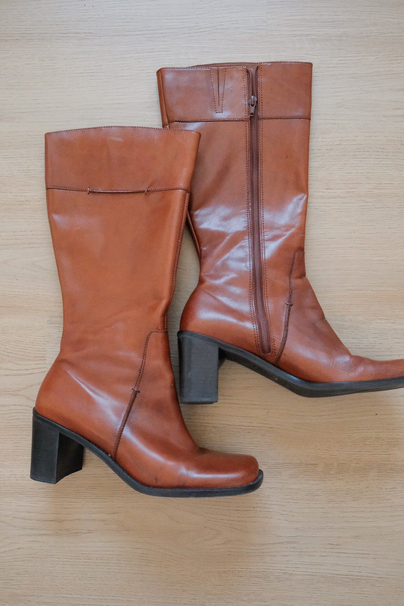 Vintage x Leather Aldo Boots (9/9.5)