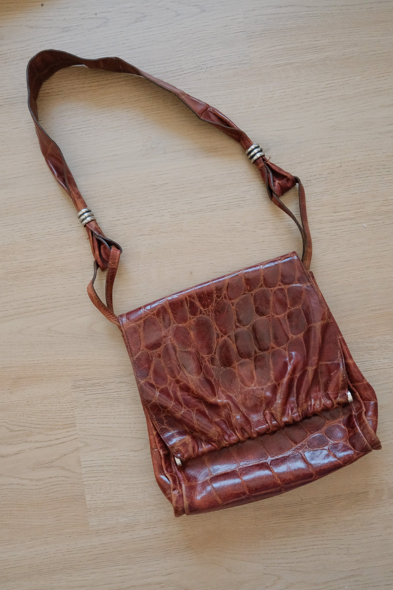 Made in Italy x Vintage x Leather Croc Patterned Purse