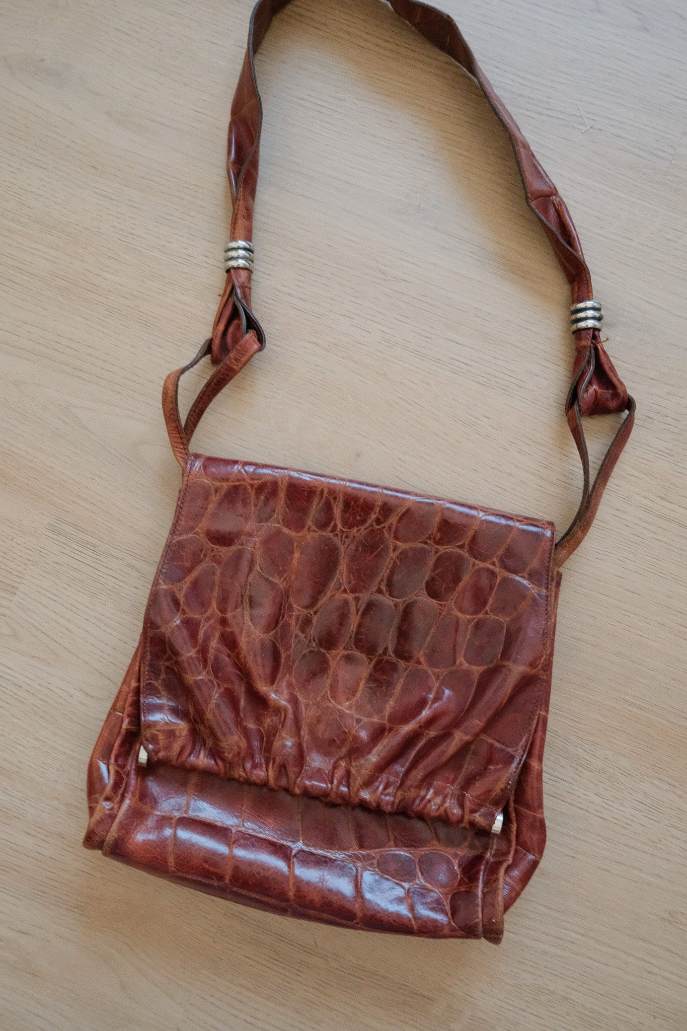Made in Italy x Vintage x Leather Croc Patterned Purse