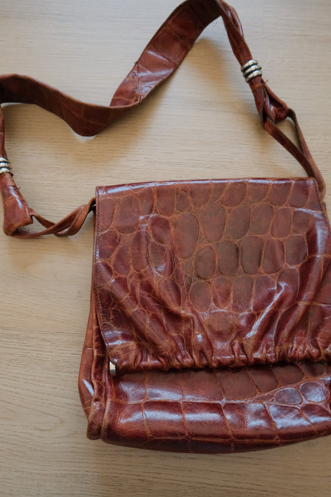 Made in Italy x Vintage x Leather Croc Patterned Purse