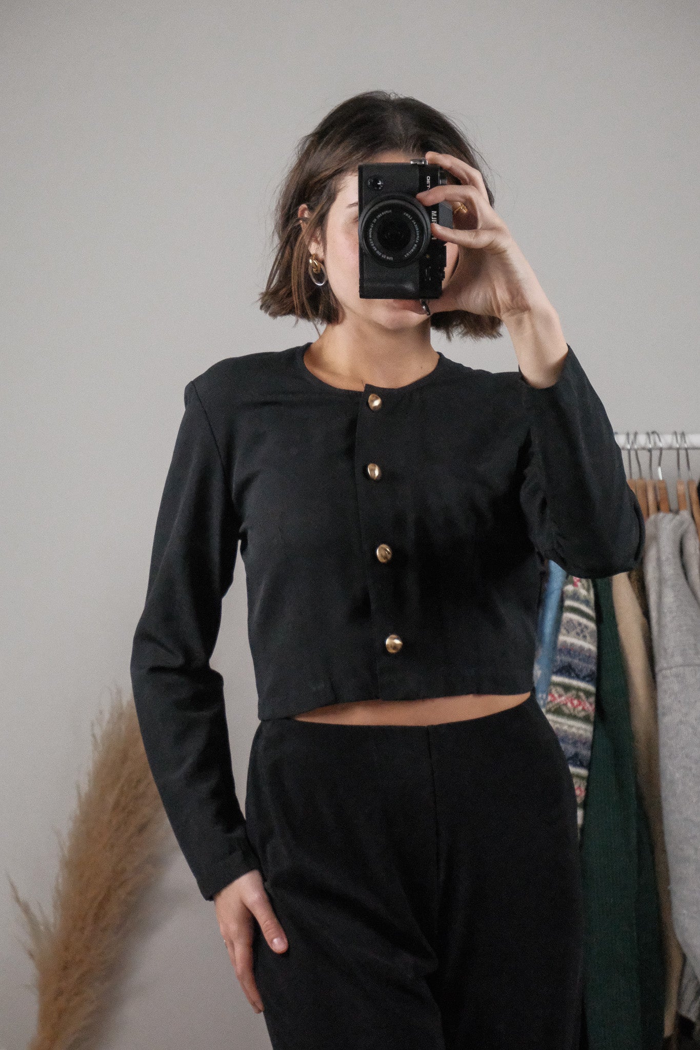 Made in Canada x Vintage x Cropped Button Long-Sleeve (XS/S)