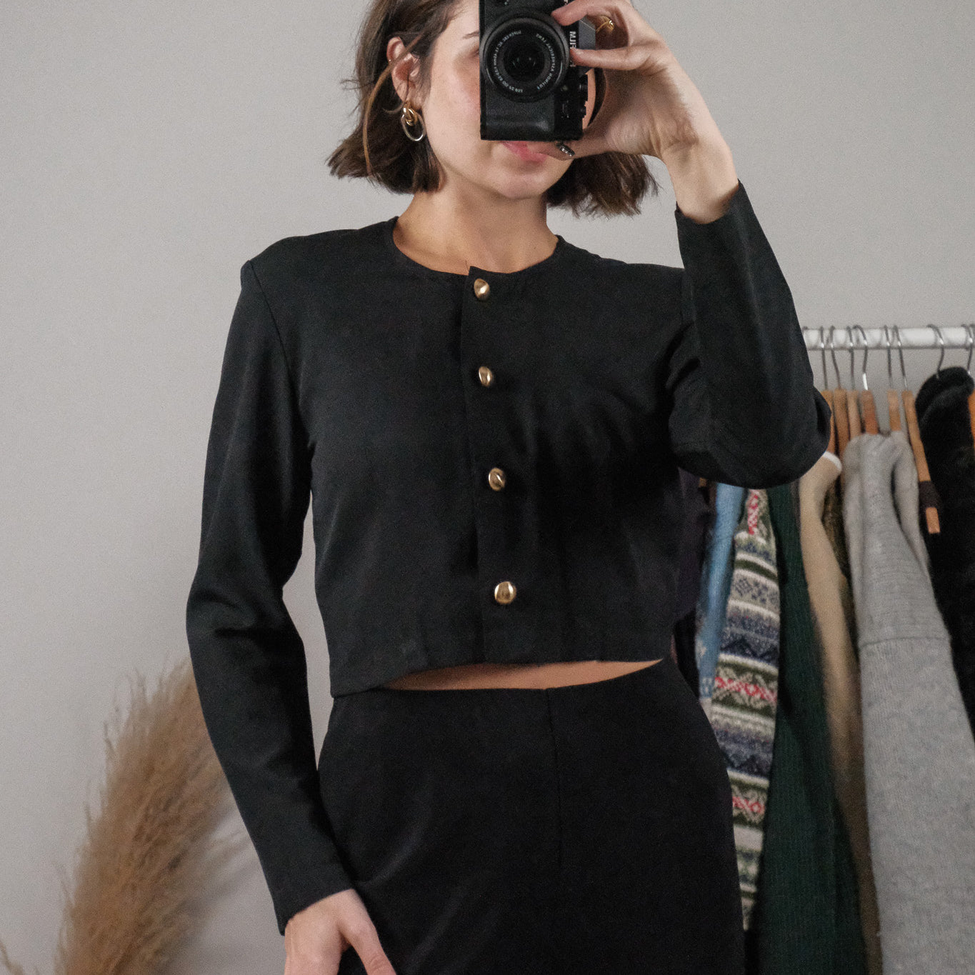 Made in Canada x Vintage x Cropped Button Long-Sleeve (XS/S)