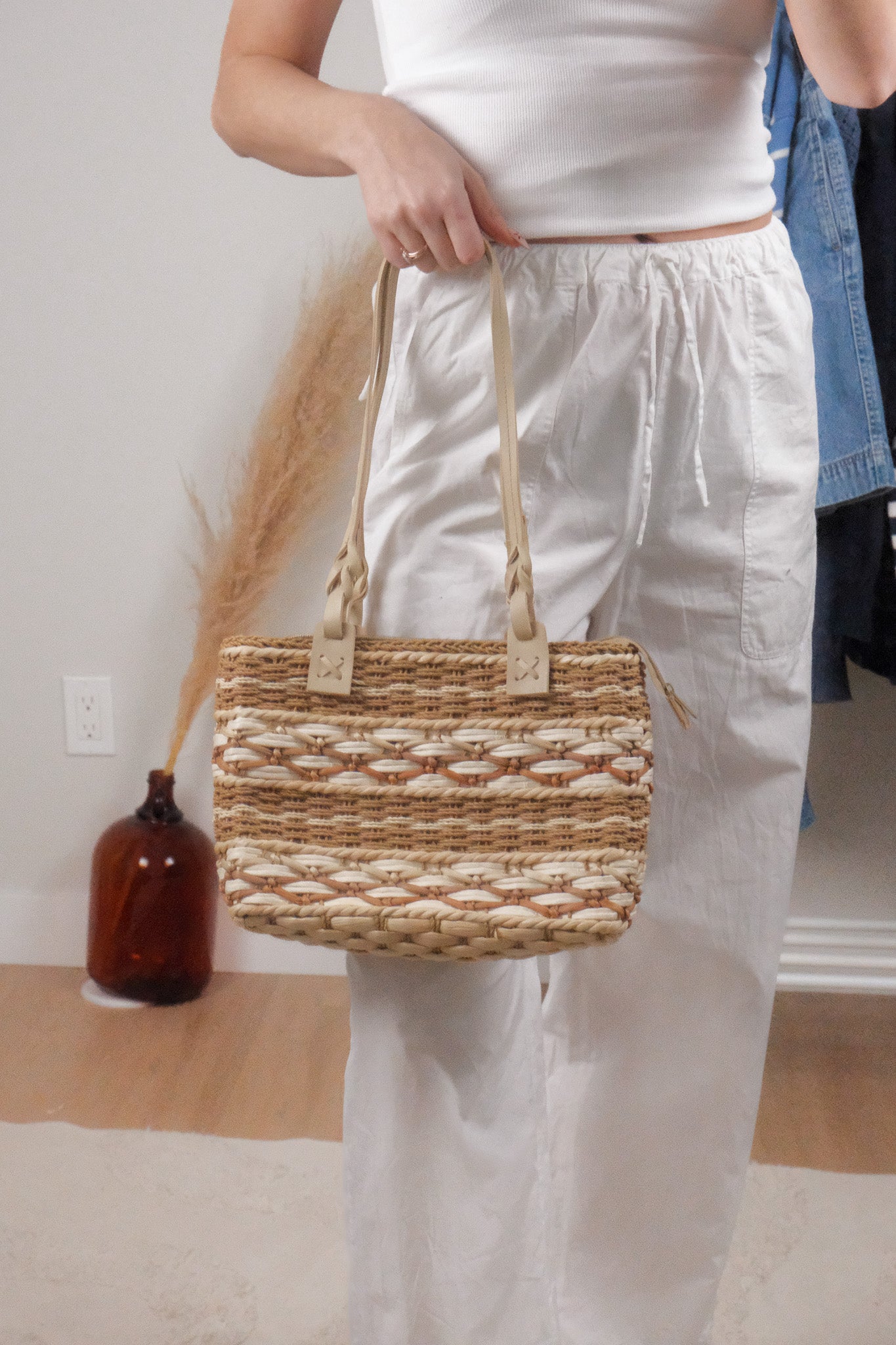 Vintage x Woven Straw Shoulder Bag