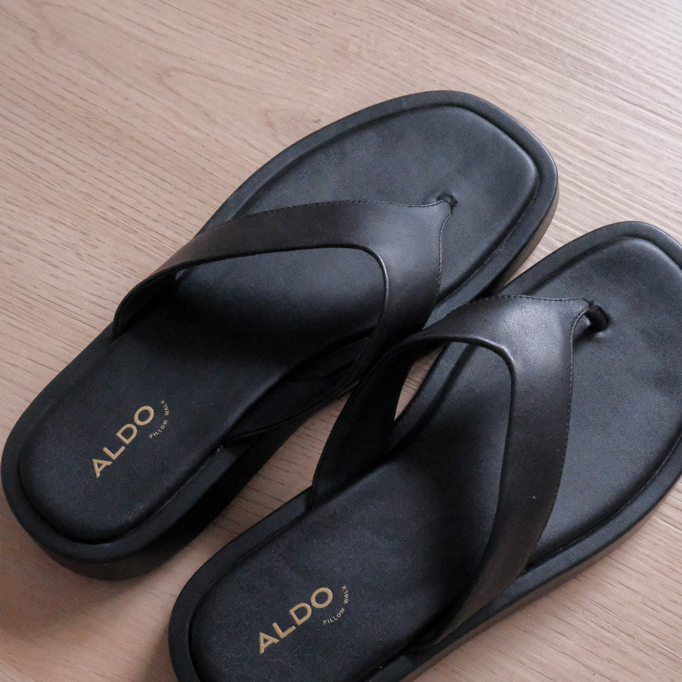 Aldo x Leather Platform Flip Flops (8)