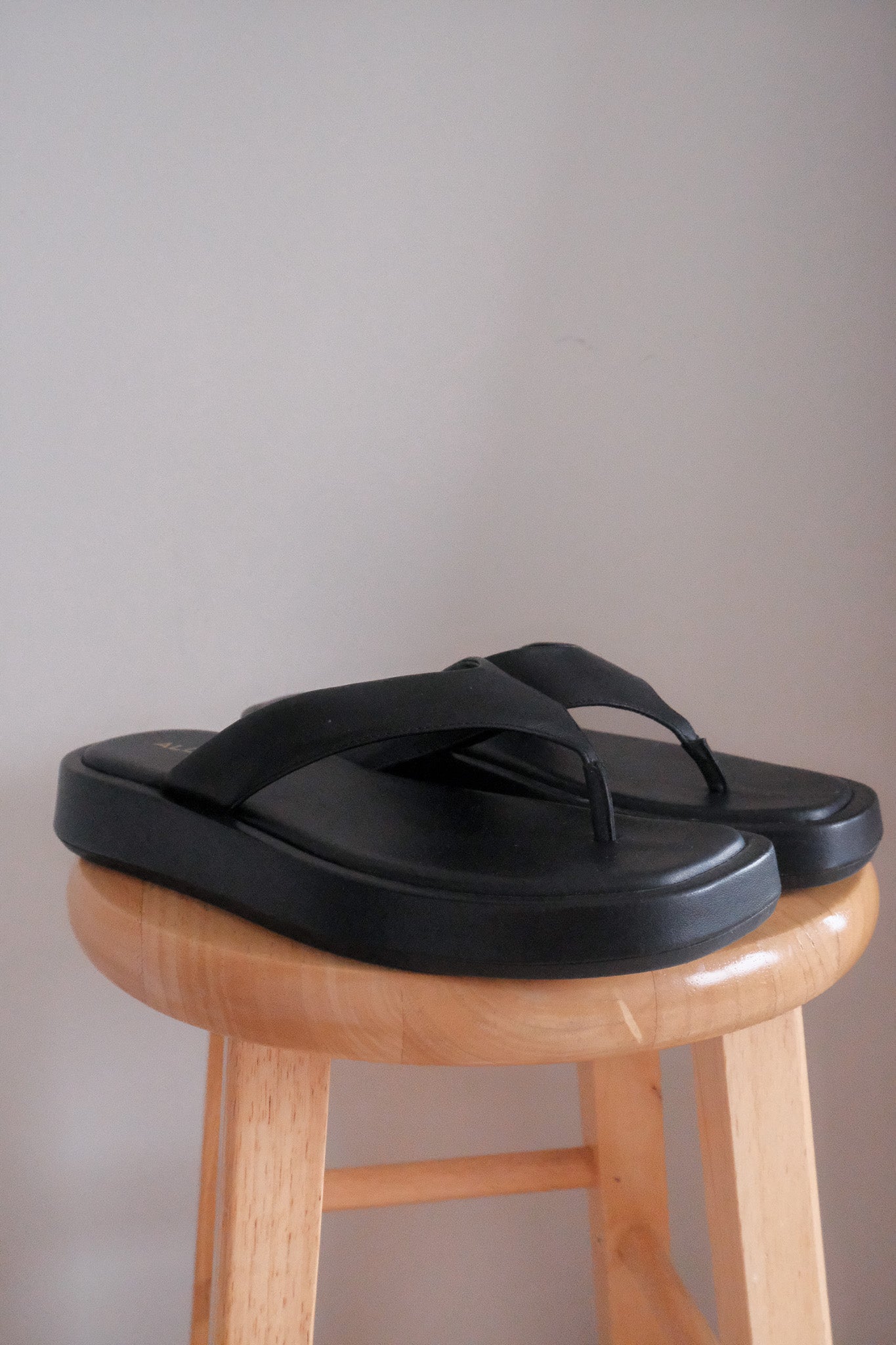 Aldo x Leather Platform Flip Flops (8)