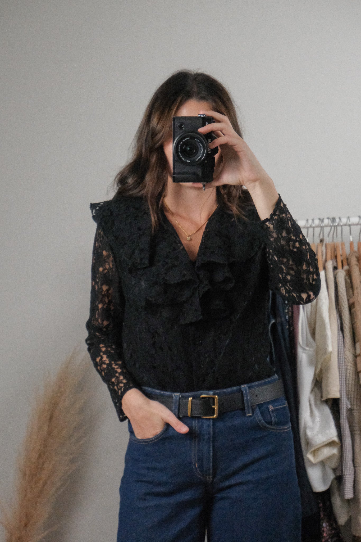 Made in Canada x Vintage x Lace Peter Pan Collared Blouse (6)
