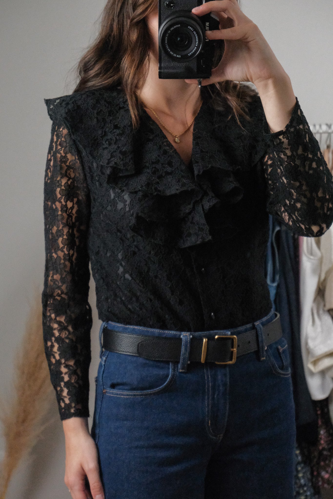 Made in Canada x Vintage x Lace Peter Pan Collared Blouse (6)