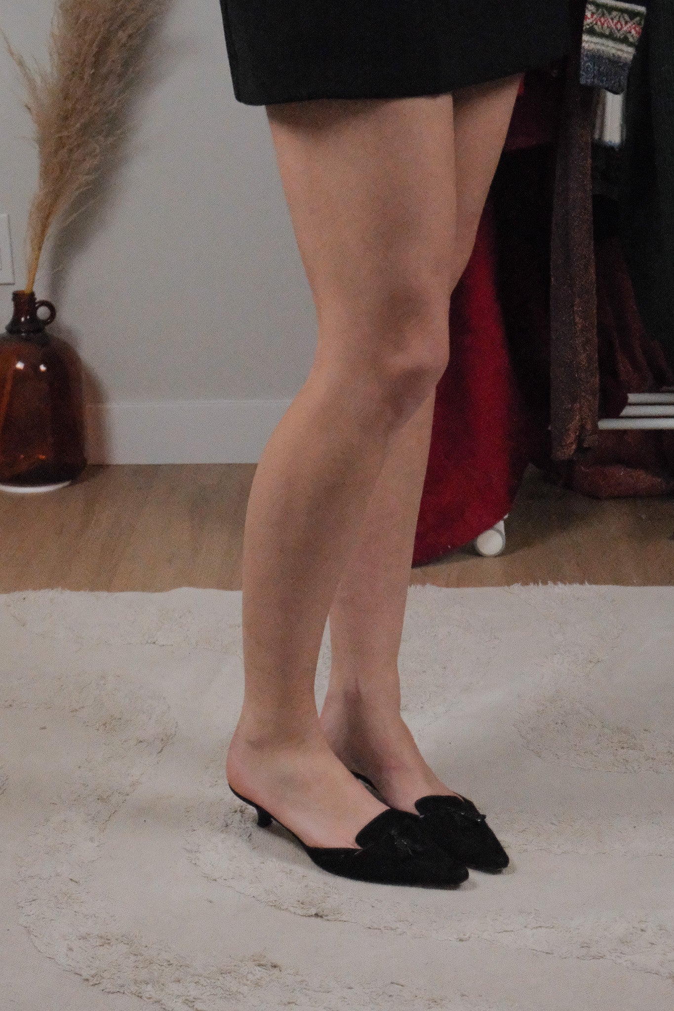 Made in Italy x Vintage x Suede Tassel Kitten Heels (7)