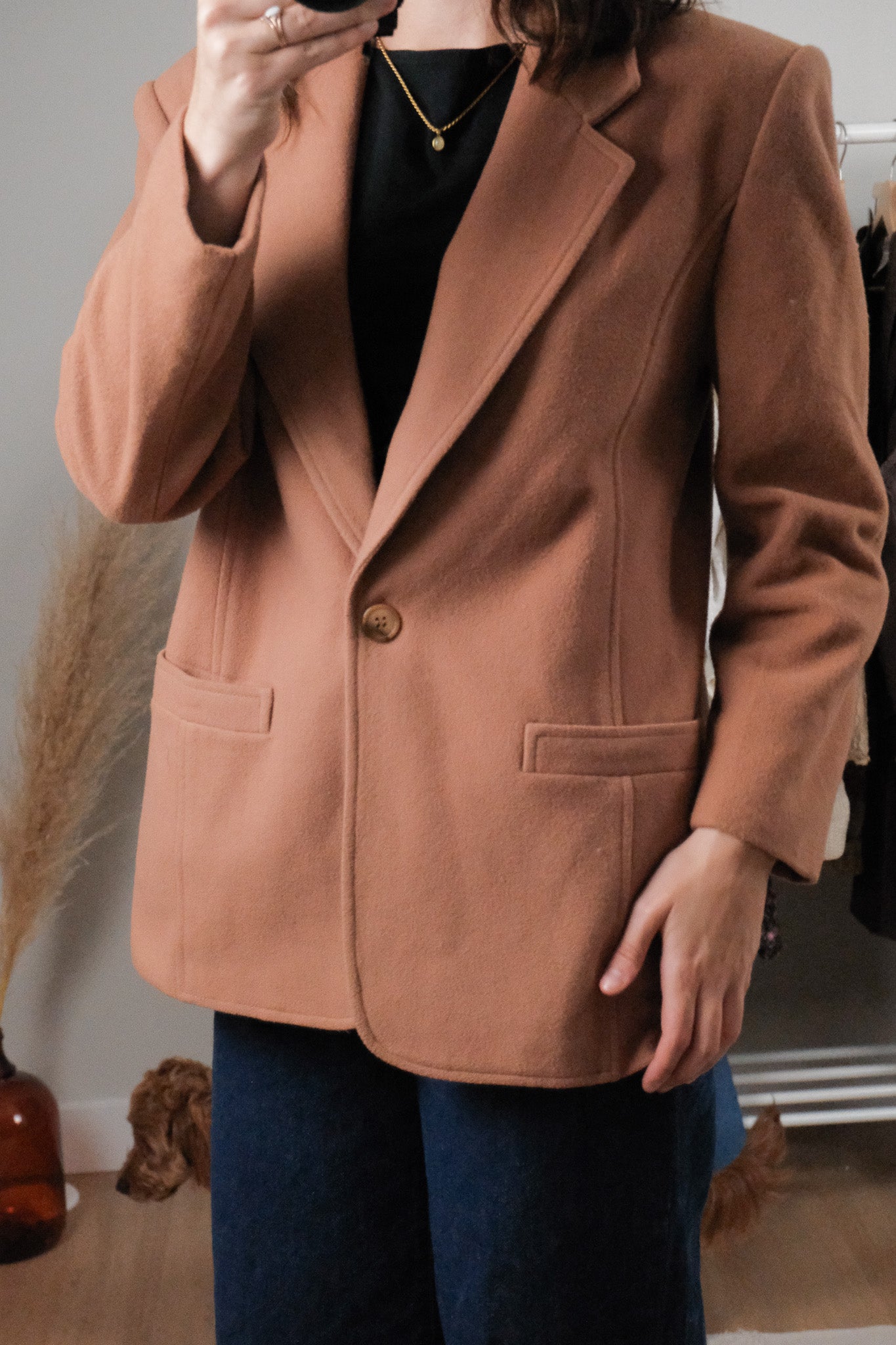 Made in Canada x Vintage x Wool + Cashmere Blend Blazer (6)