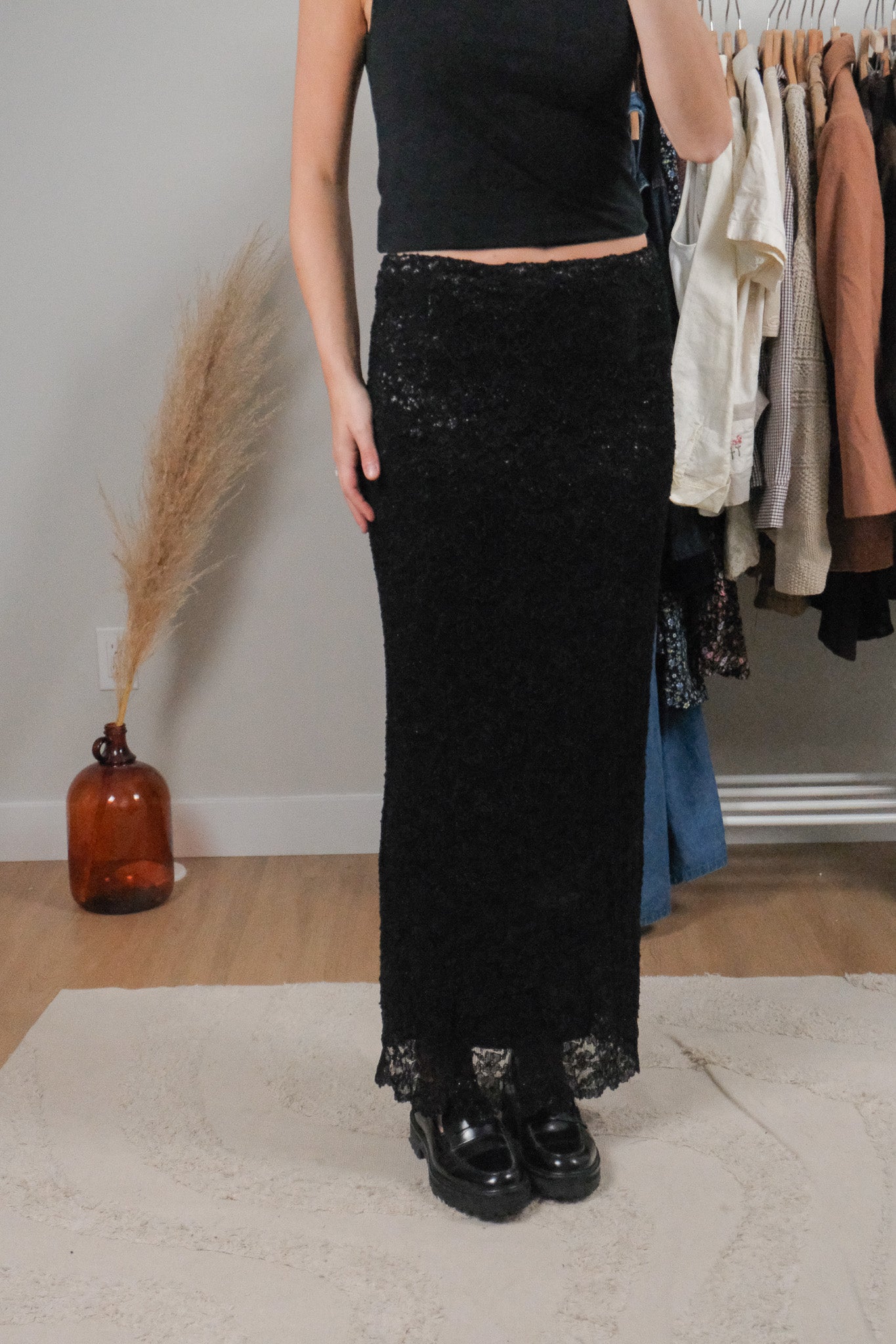 Made in Canada x Vintage x Lace Shimmer Maxi Skirt (S)