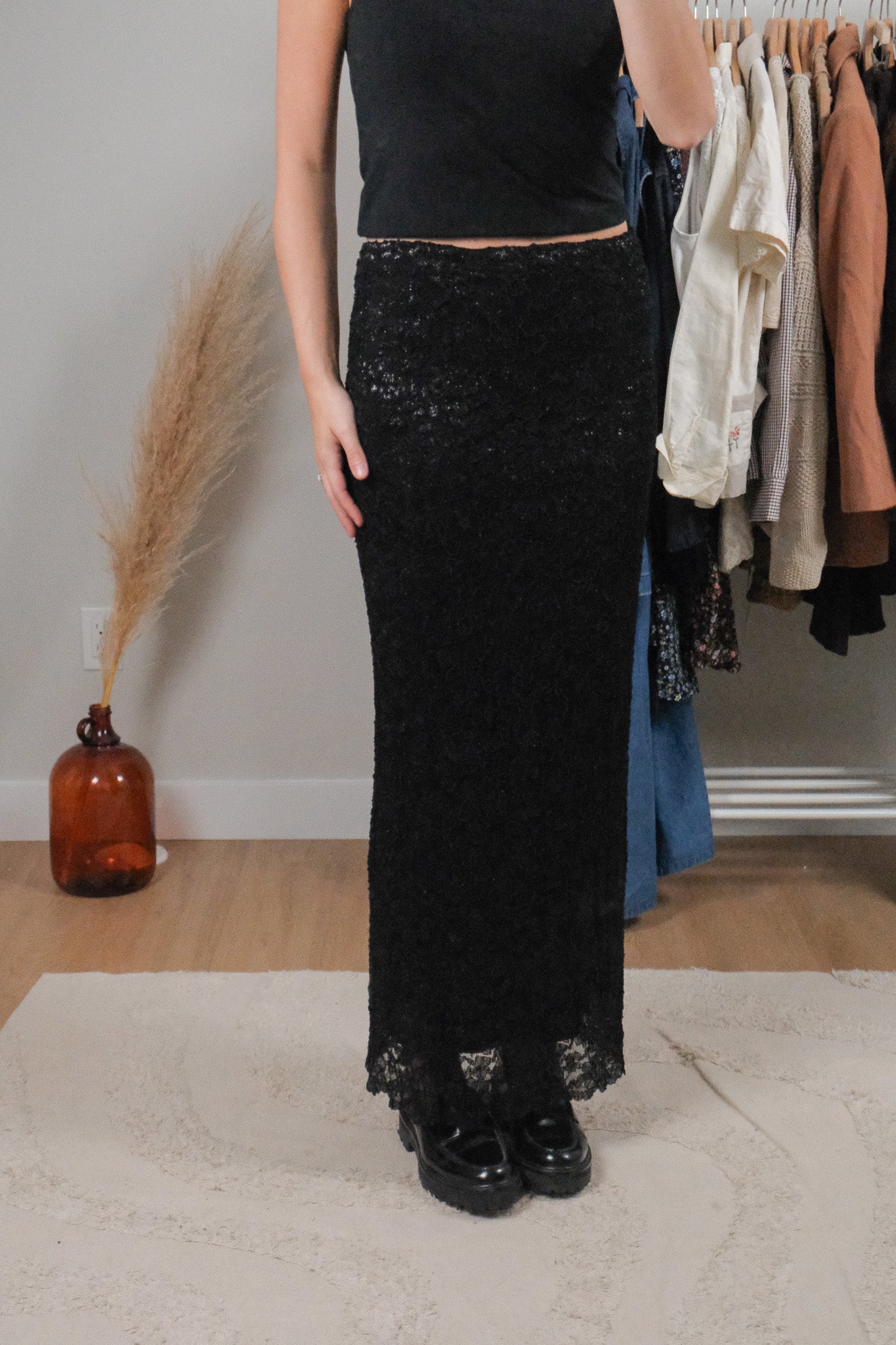 Made in Canada x Vintage x Lace Shimmer Maxi Skirt (S)