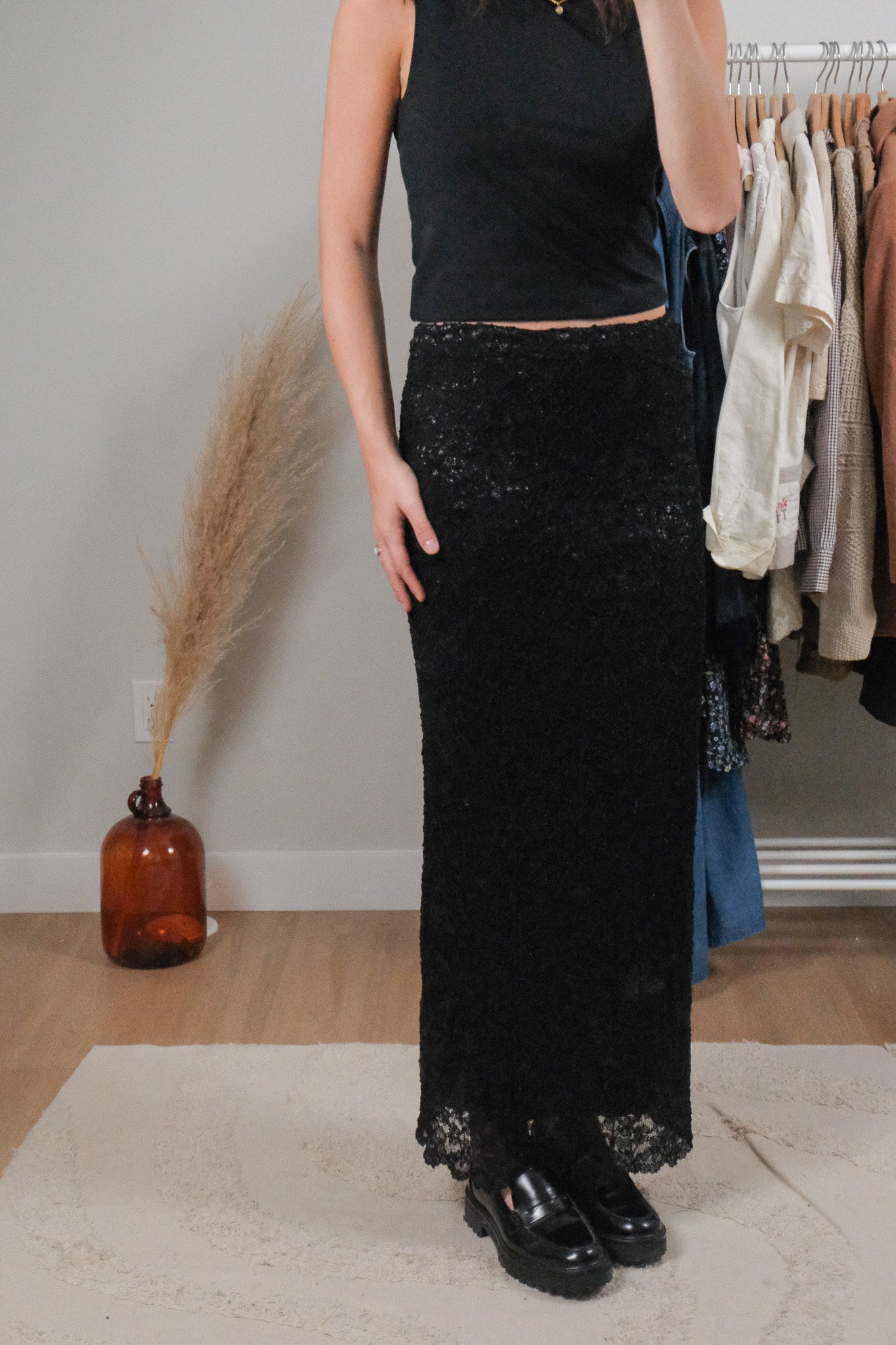 Made in Canada x Vintage x Lace Shimmer Maxi Skirt (S)