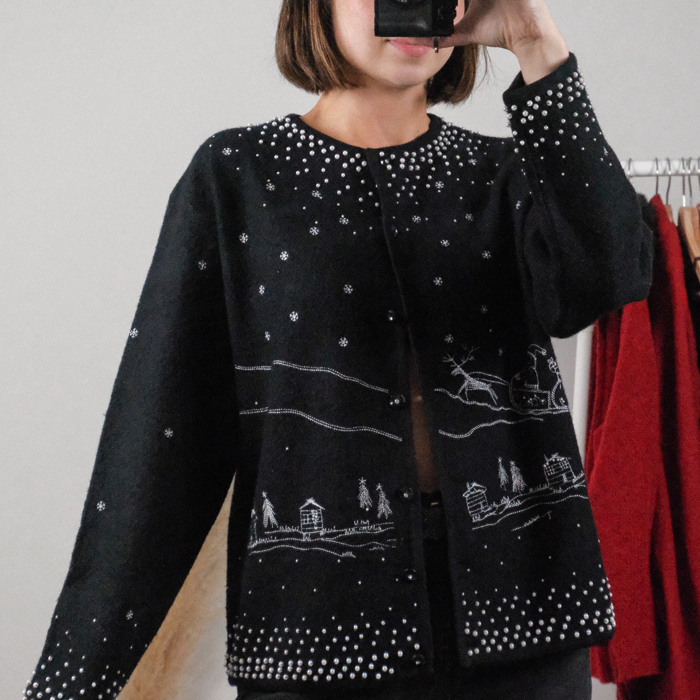 Vintage x 100% Wool Pearl/Embroidered Santa Cardigan (M)