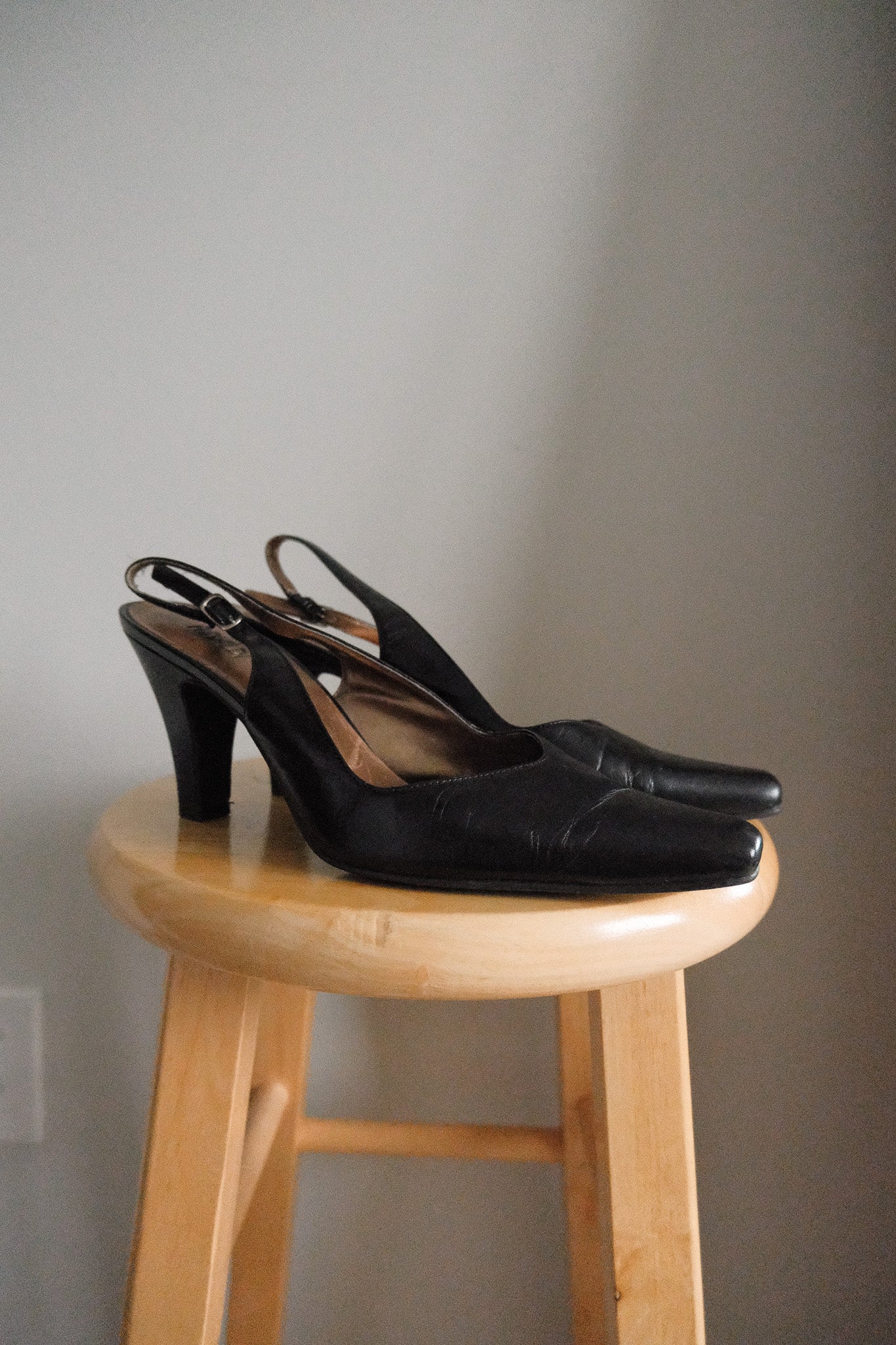 Vintage x Leather Sling Backs (8)