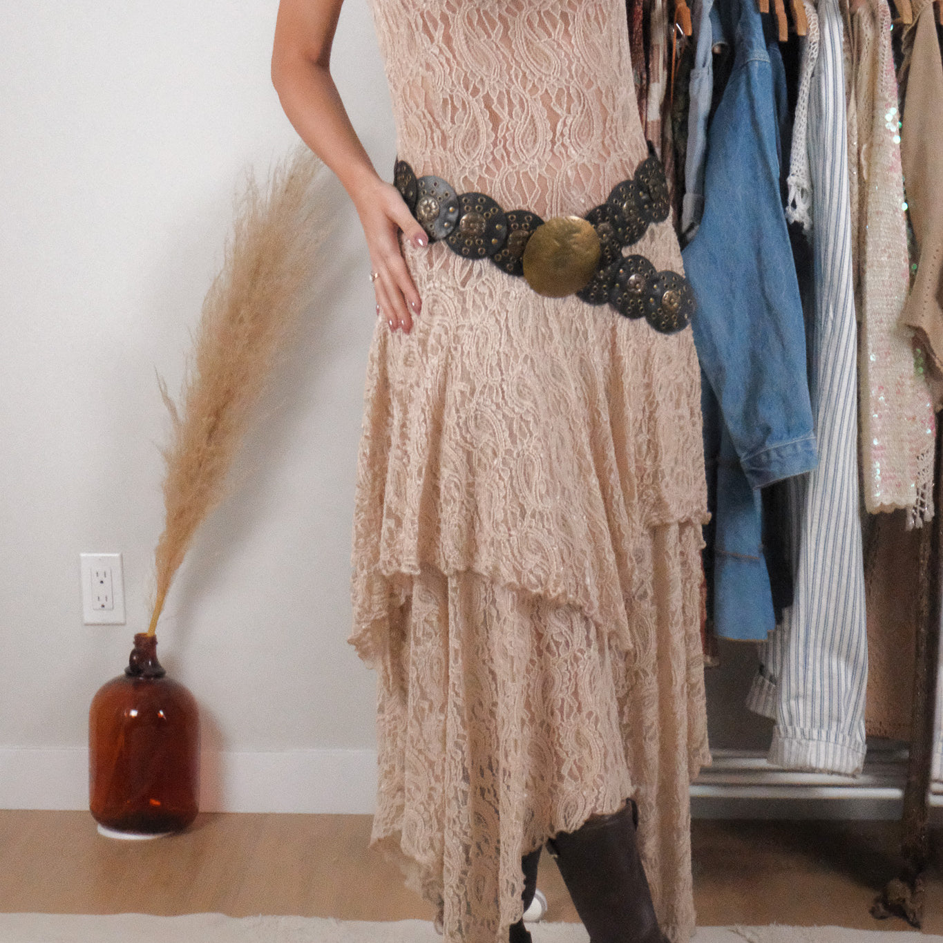 Made in USA x Vintage x Lace Ruffle Maxi Dress (S)