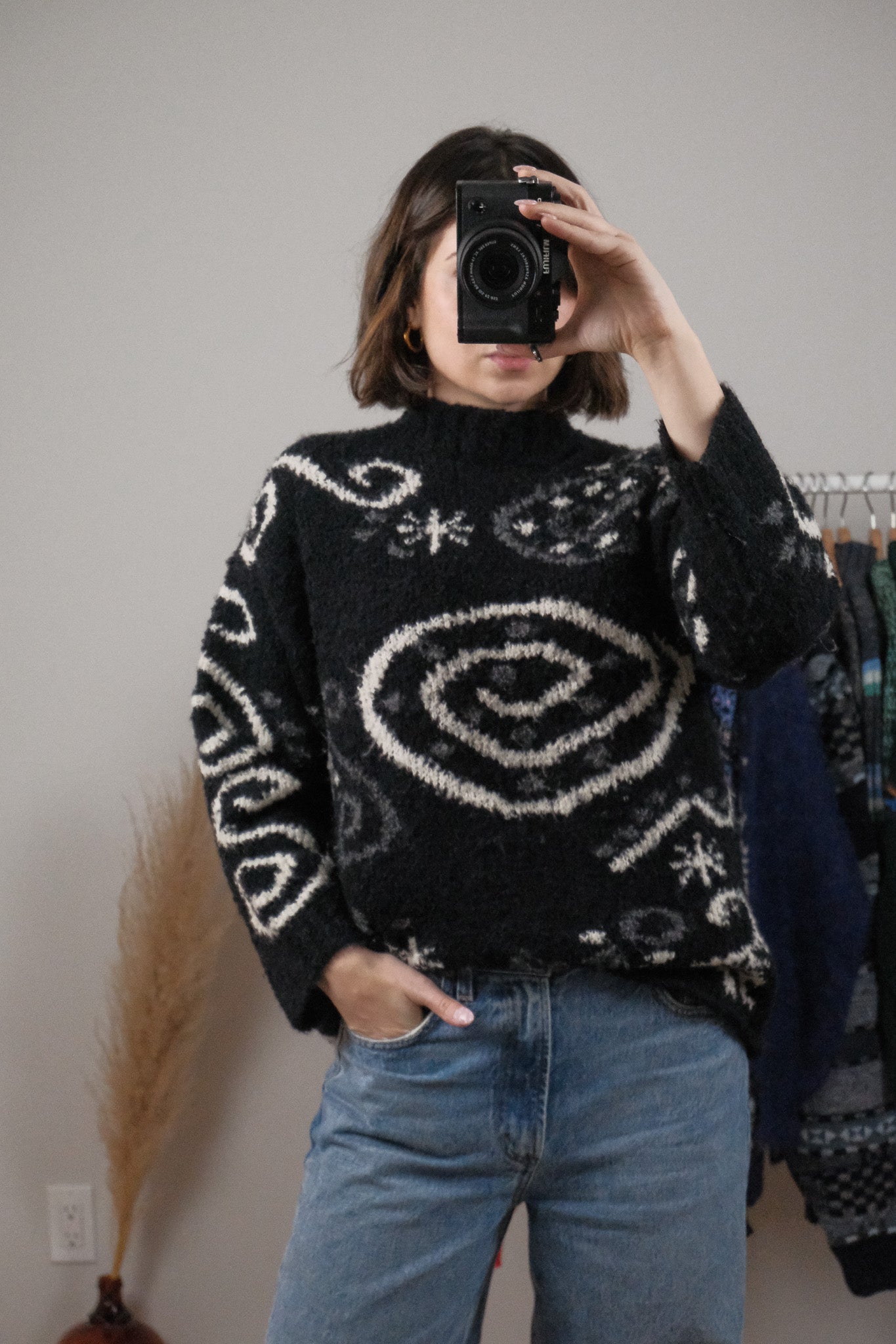 Vintage x Wool/Mohair/Alpaca Blend Graphic Knit (S/M)