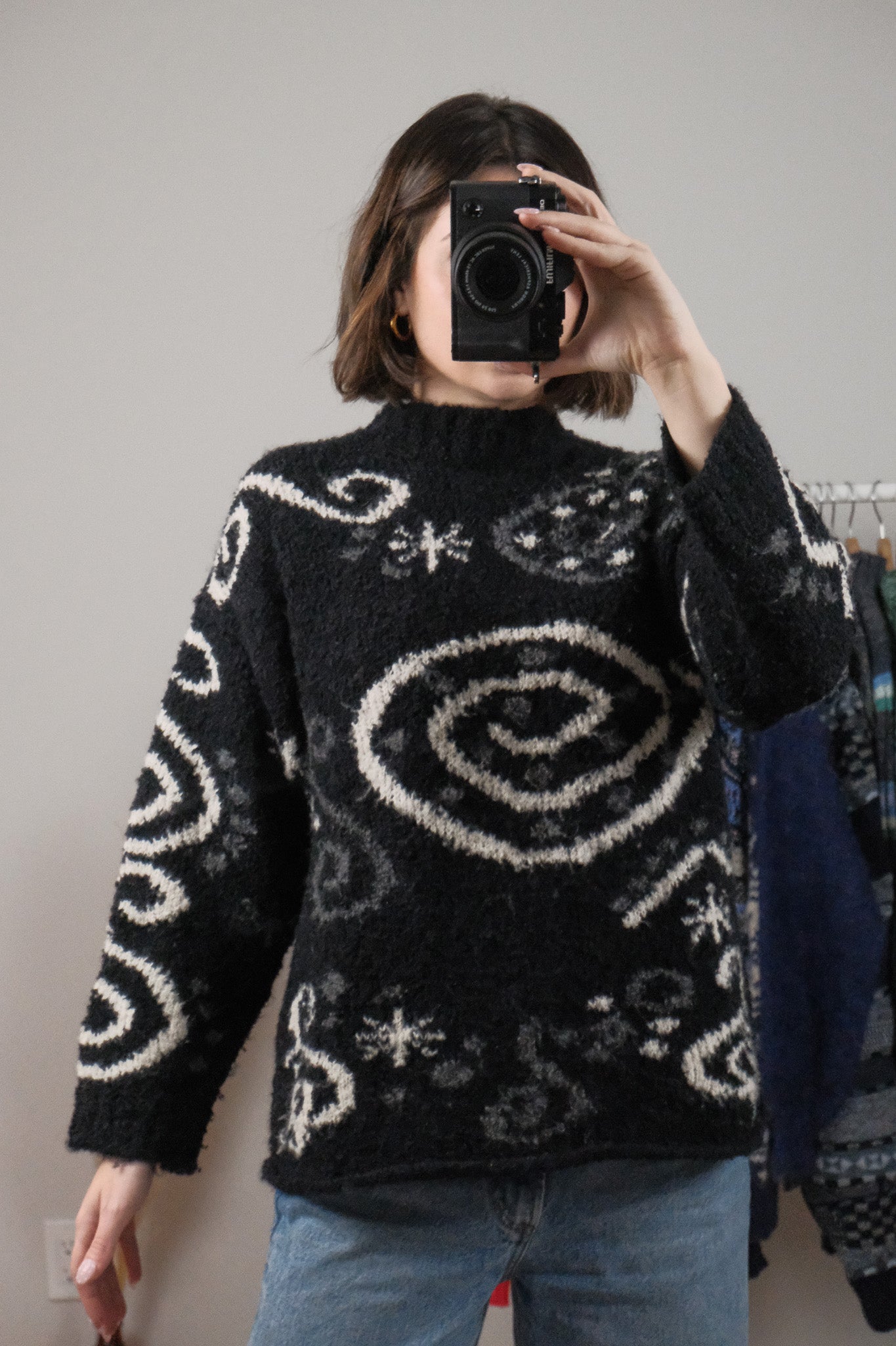 Vintage x Wool/Mohair/Alpaca Blend Graphic Knit (S/M)