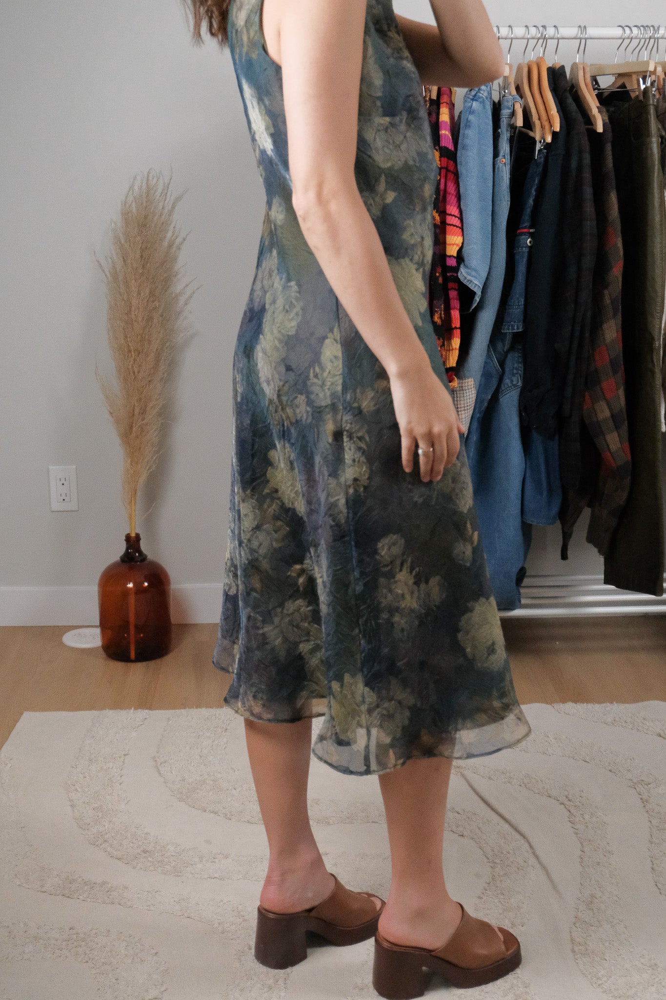 Vintage x Floral Midi Dress (S/M)