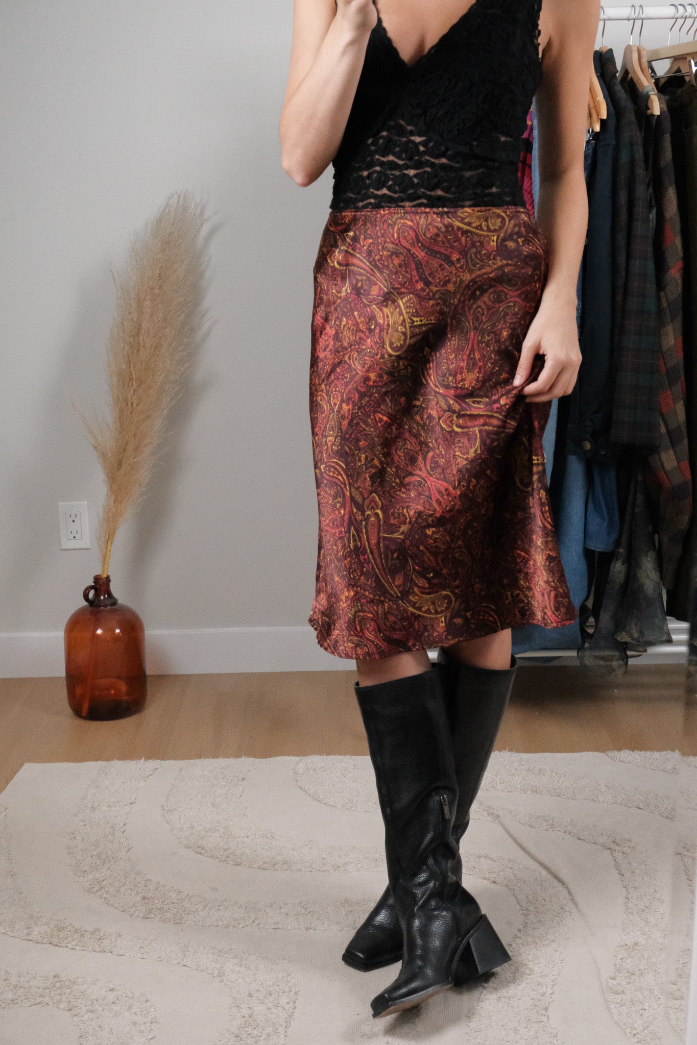 Vintage x Satin Patterned Midi Skirt (4/6)