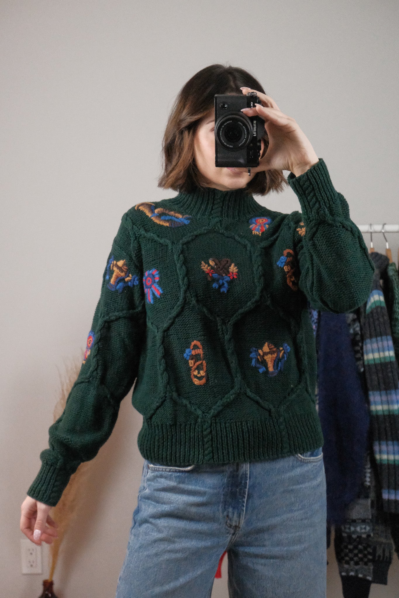 Vintage x Embroidered Chunky Textured Sweater (S)