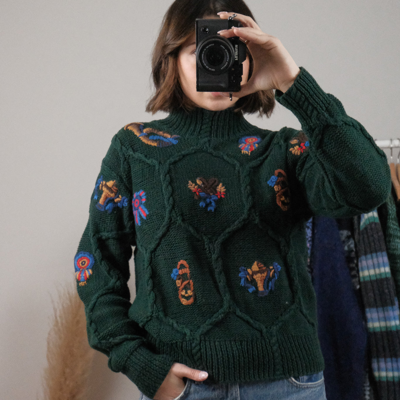 Vintage x Embroidered Chunky Textured Sweater (S)