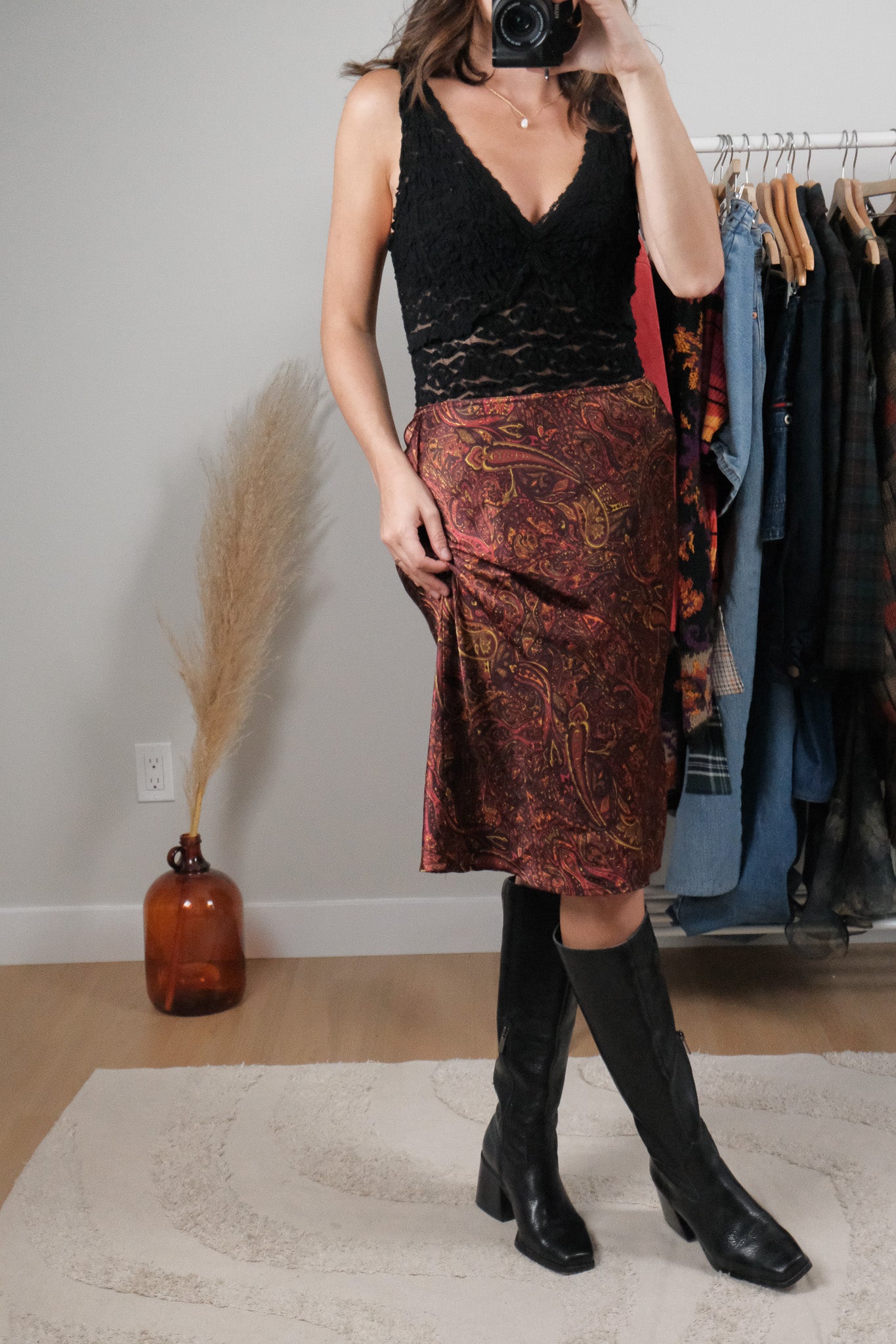 Vintage x Satin Patterned Midi Skirt (4/6)